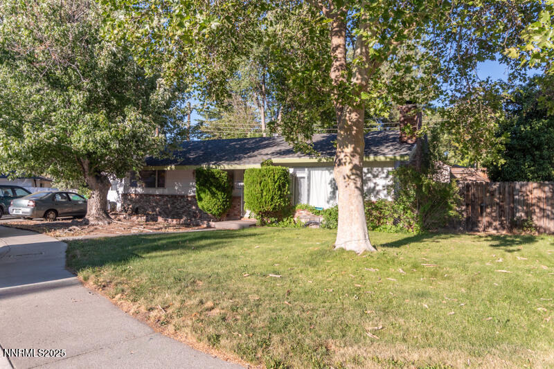 810 Lahontan Way Property Photo 1