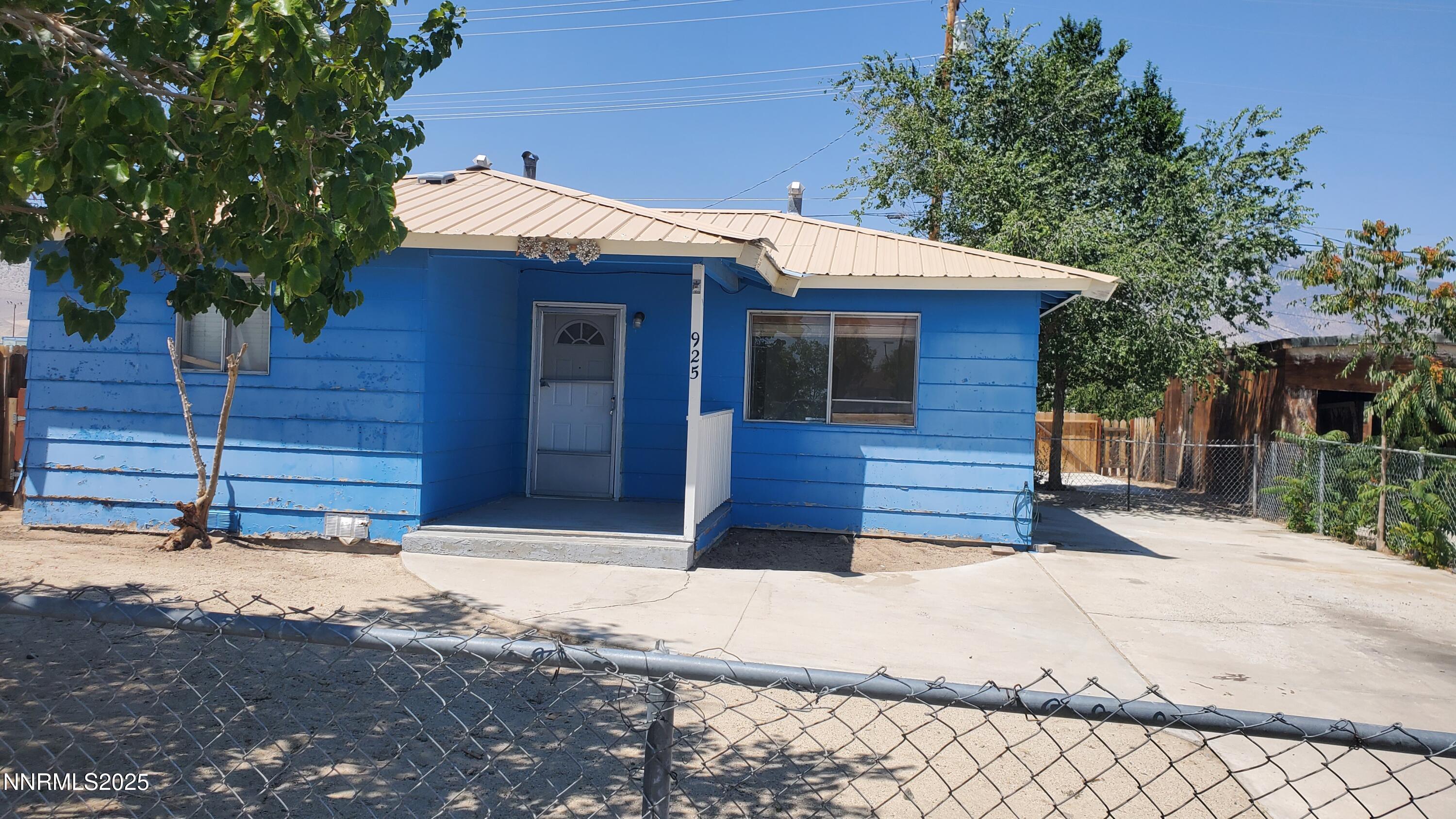 925 Arb Street Property Photo 1