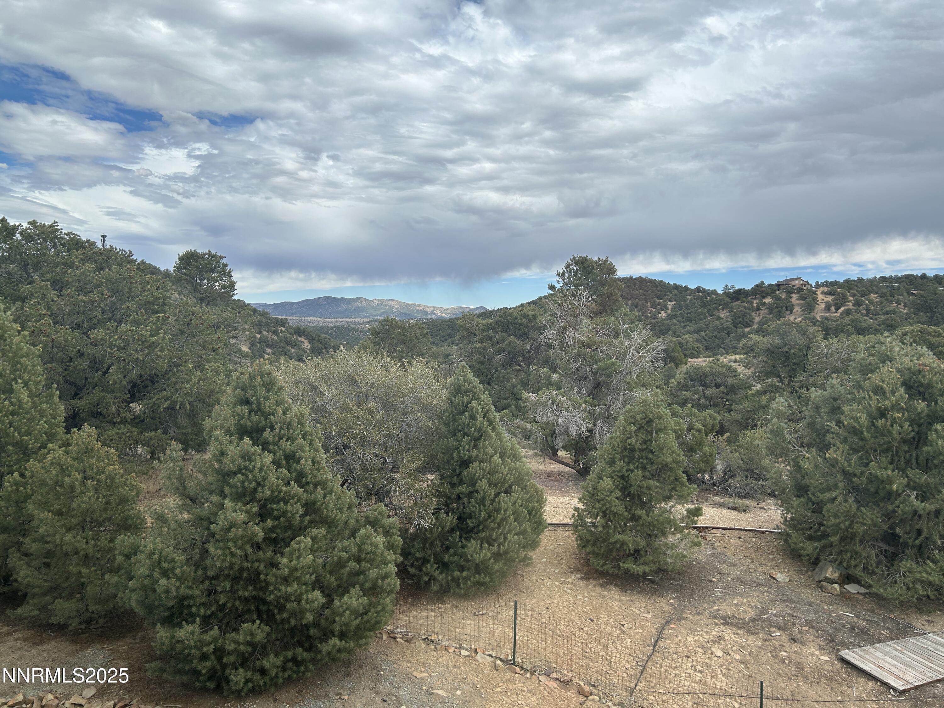 370 Panamint Road Property Photo 4