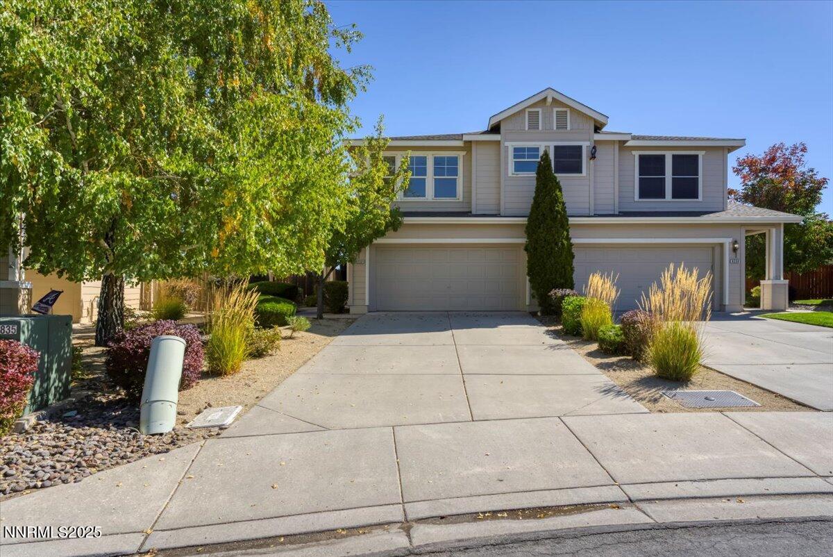 9252 Lone Wolf Circle Property Photo 1