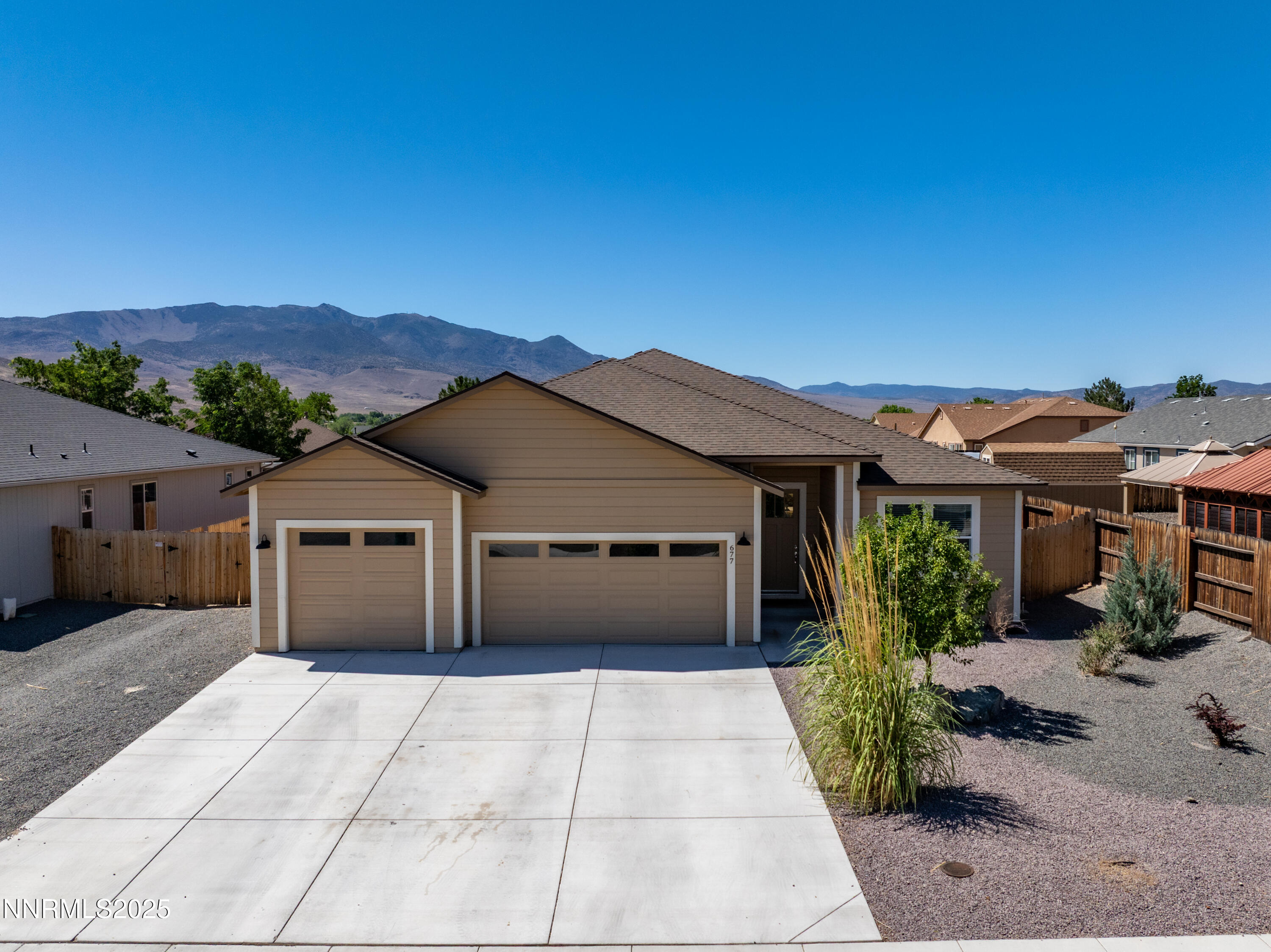 677 Teakwood Road Property Photo 1