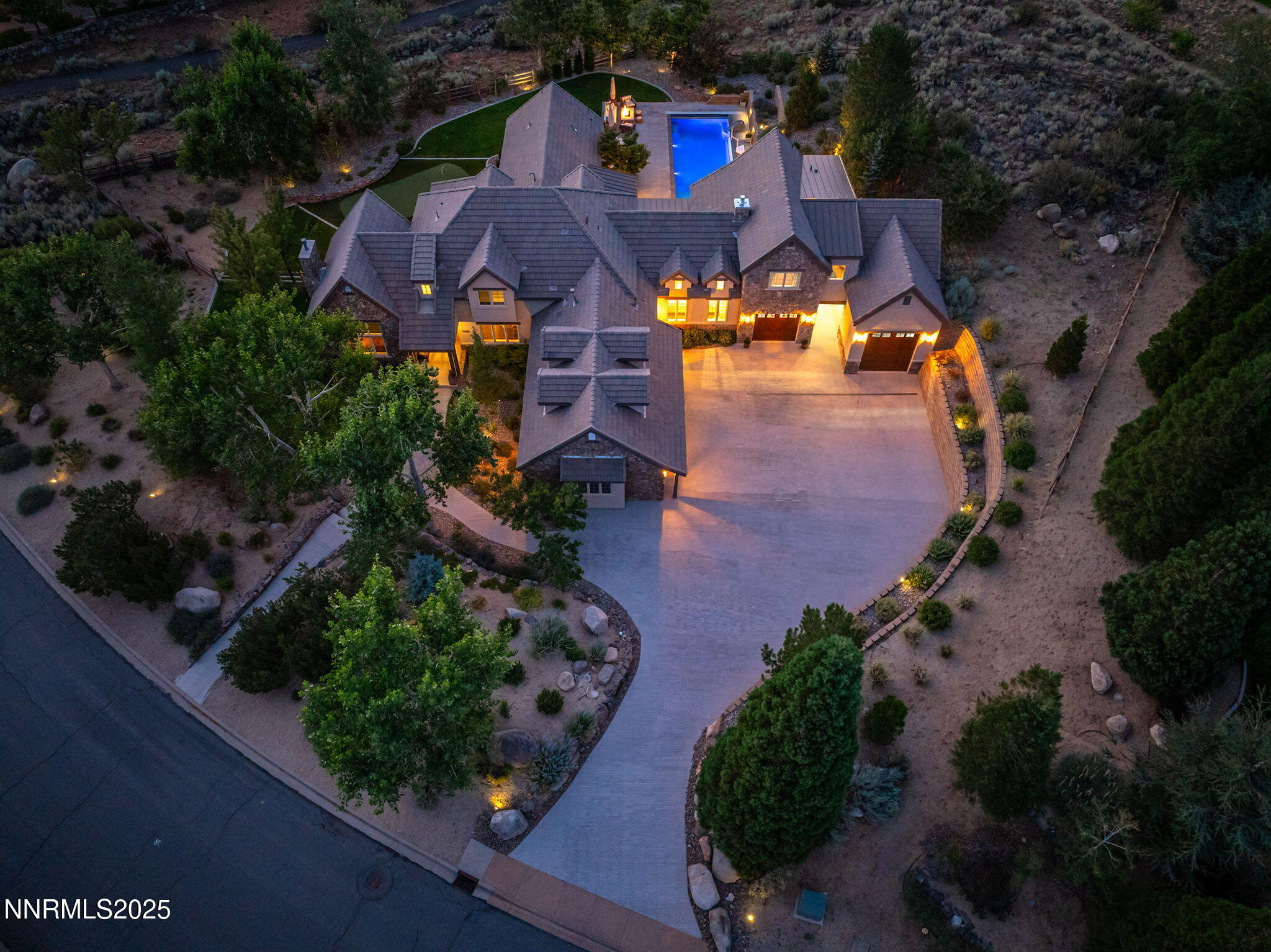 13225 W Saddlebow Drive