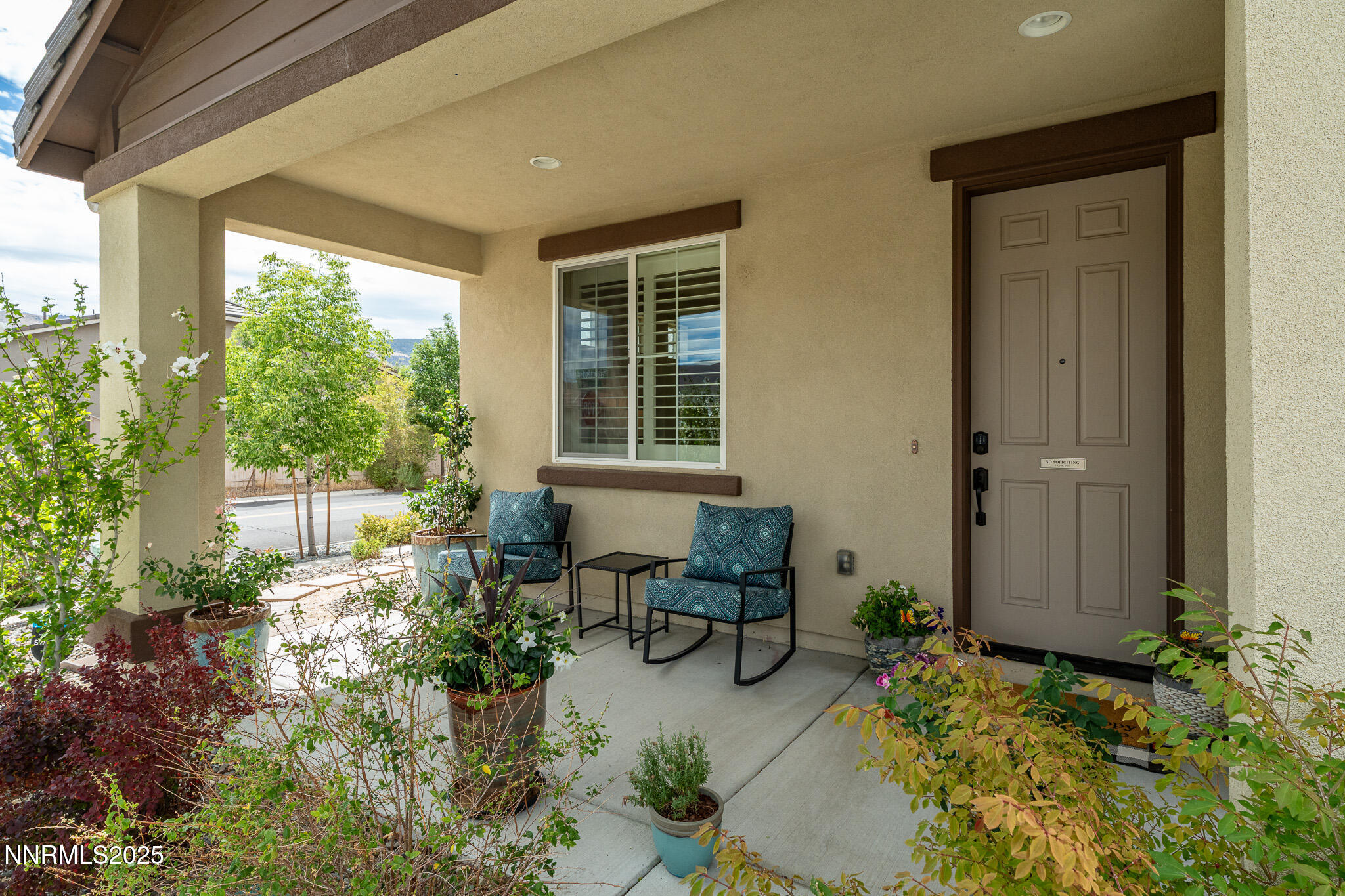 1898 Palacia Pointe Drive Property Photo 3