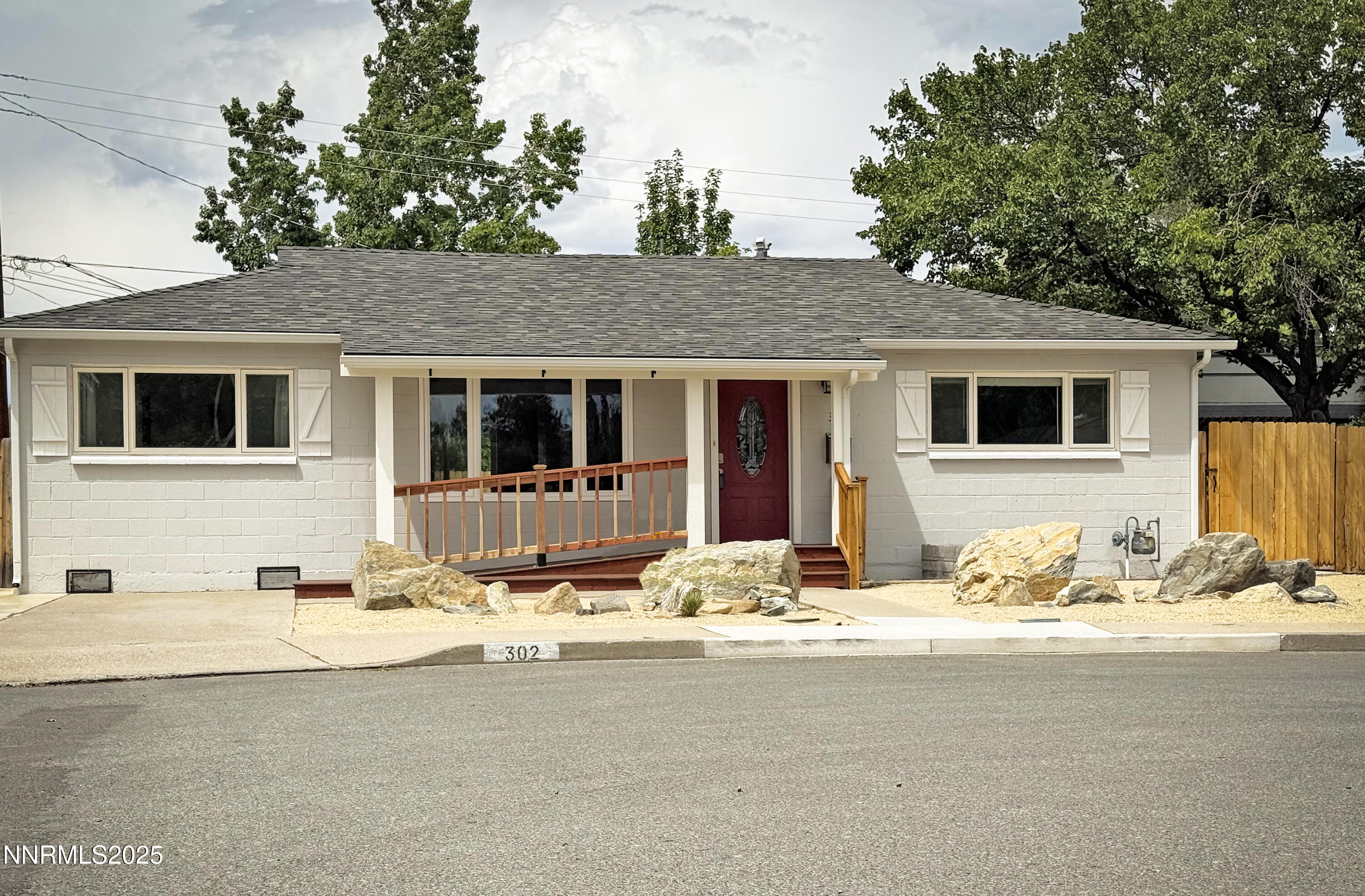 302 Meyer Street Property Photo 1