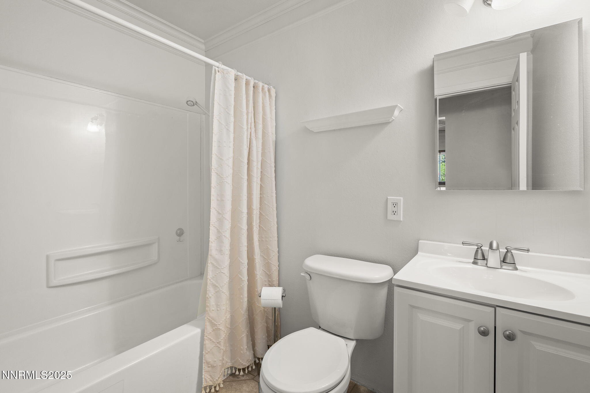 1466 Bridgewood Lane Property Photo 14