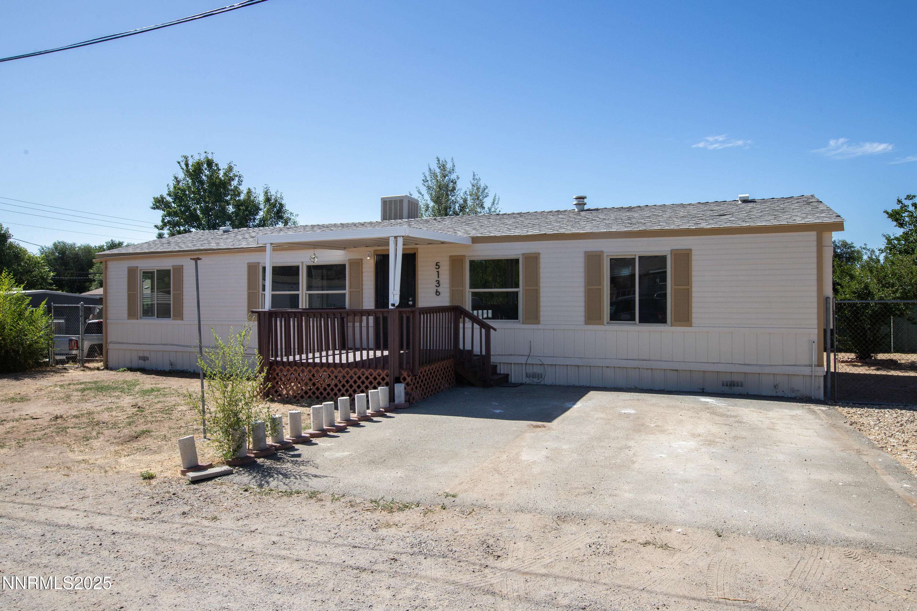 5136 Sun Valley Boulevard Property Photo 1