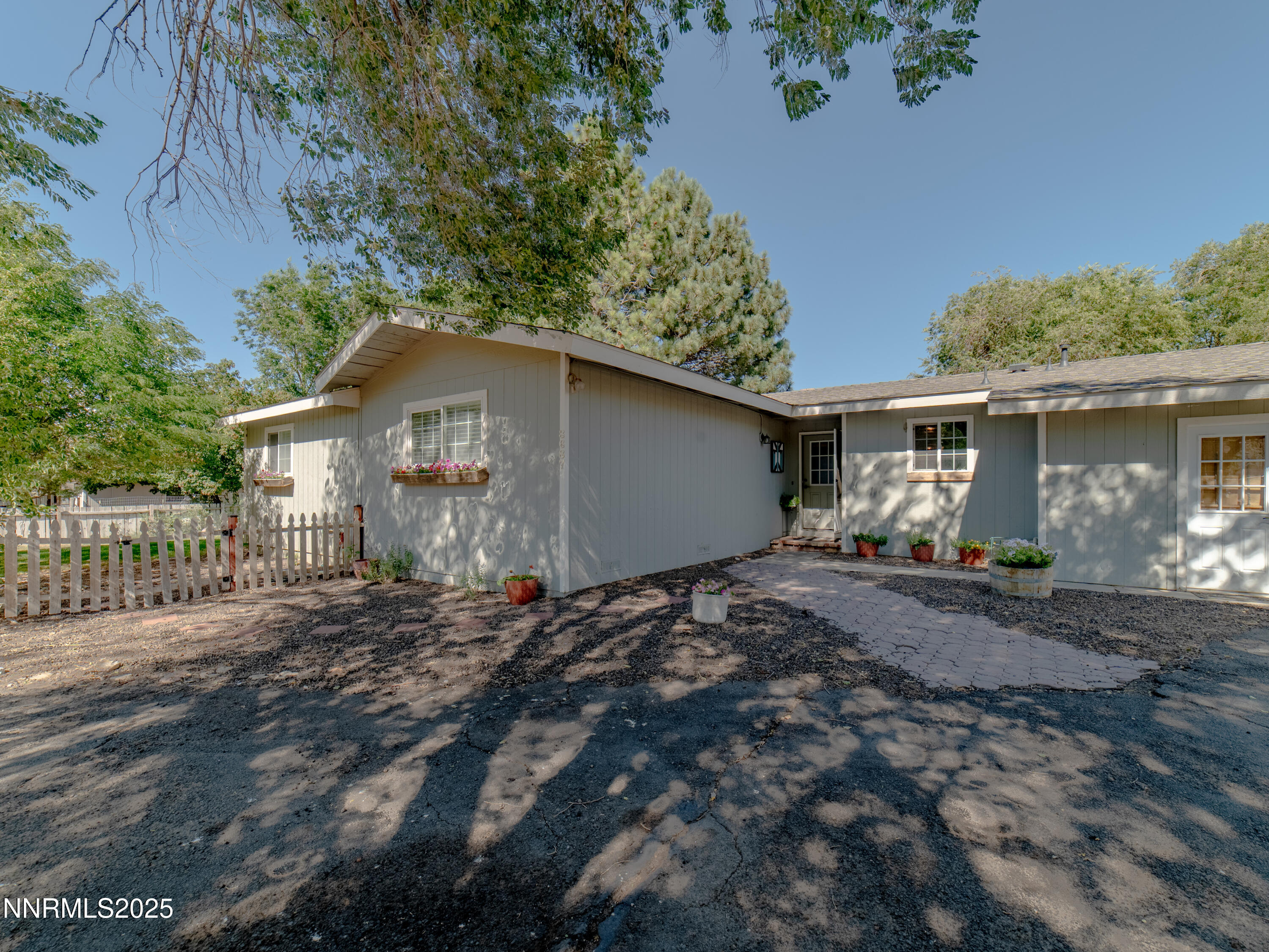 3687 Shawnee Drive Property Photo 1