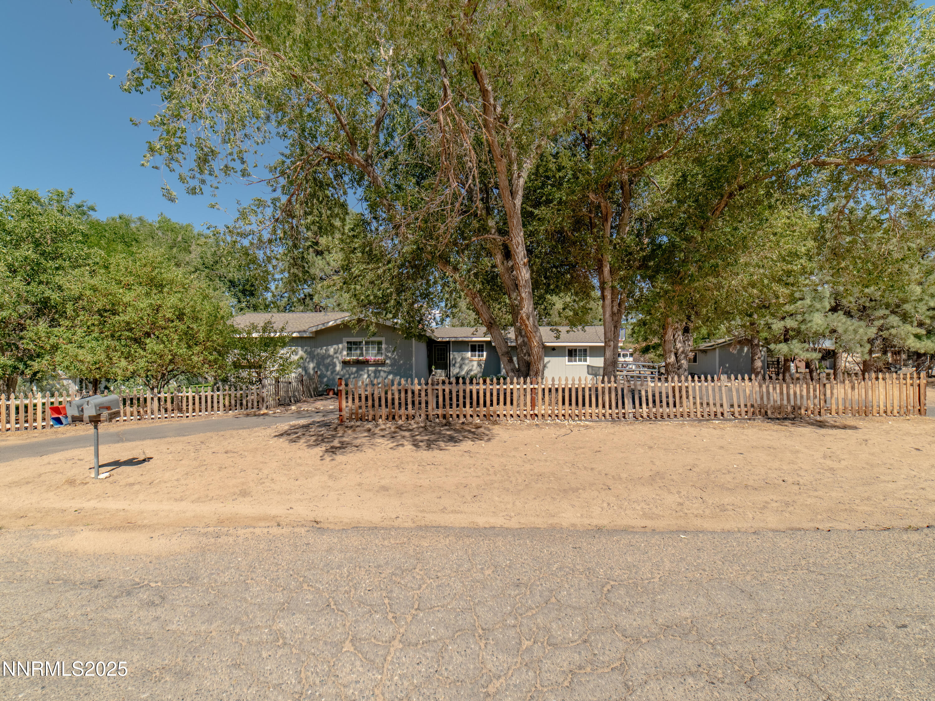 3687 Shawnee Drive Property Photo 3