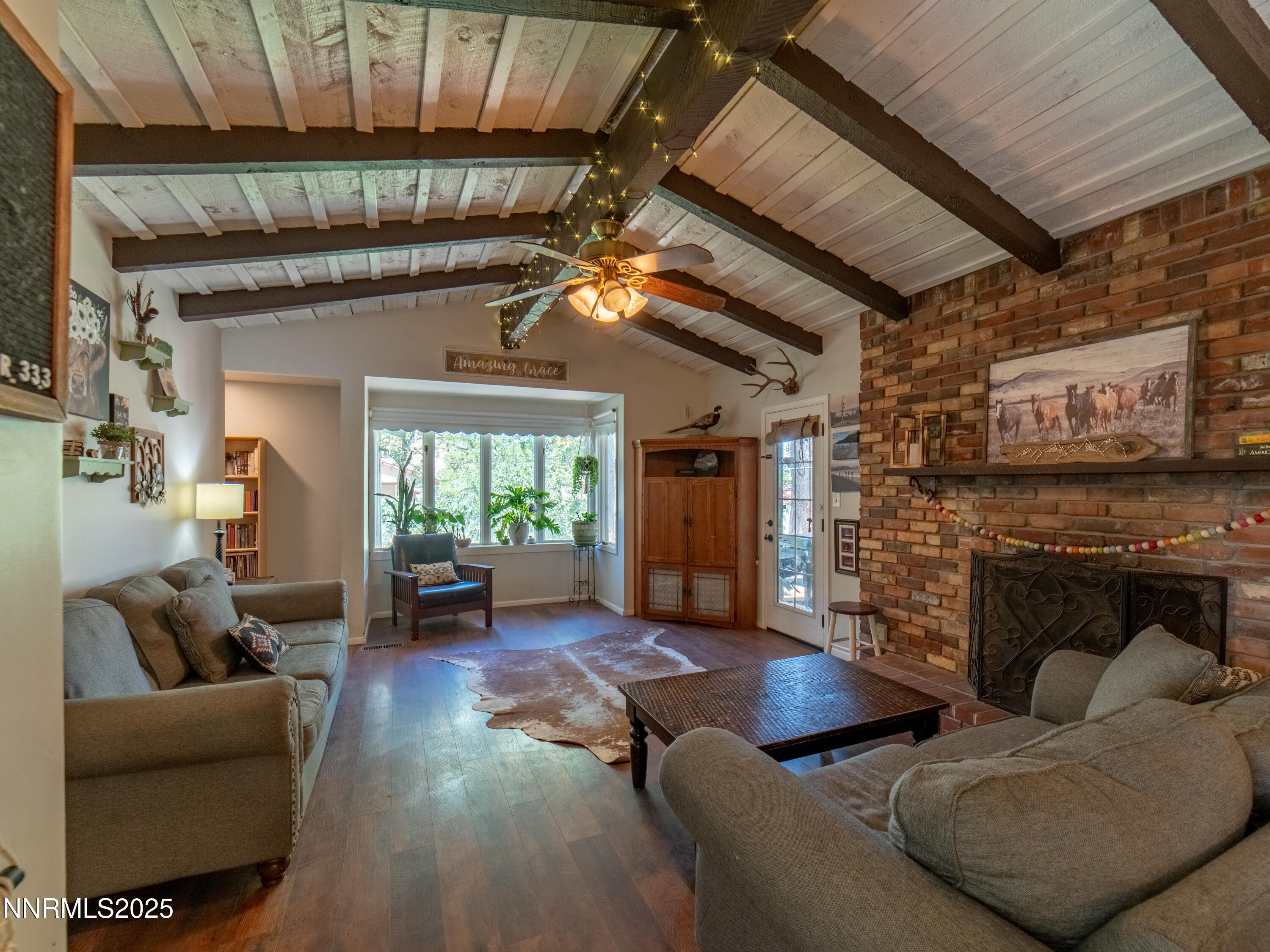 3687 Shawnee Drive Property Photo 4