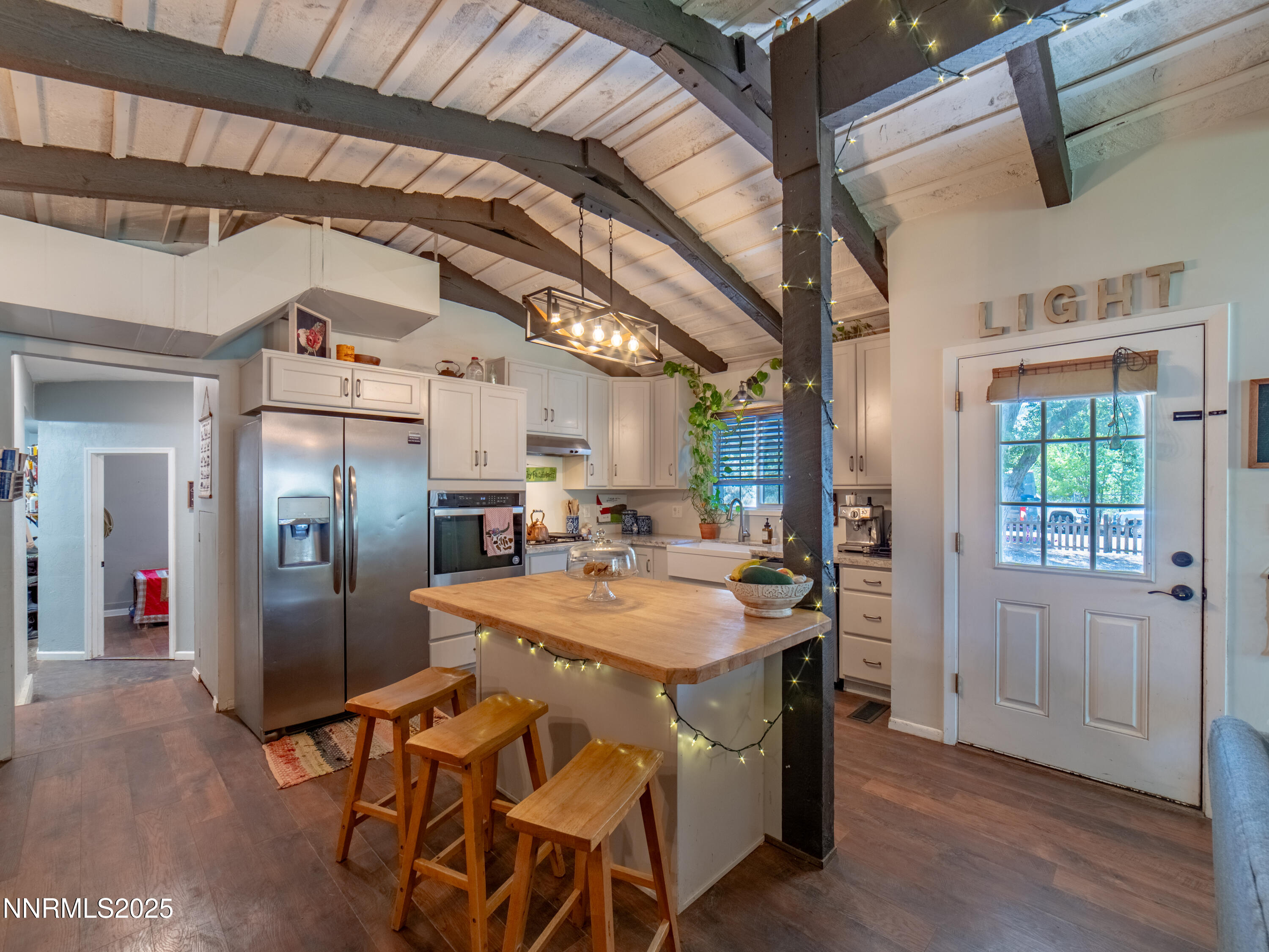 3687 Shawnee Drive Property Photo 9