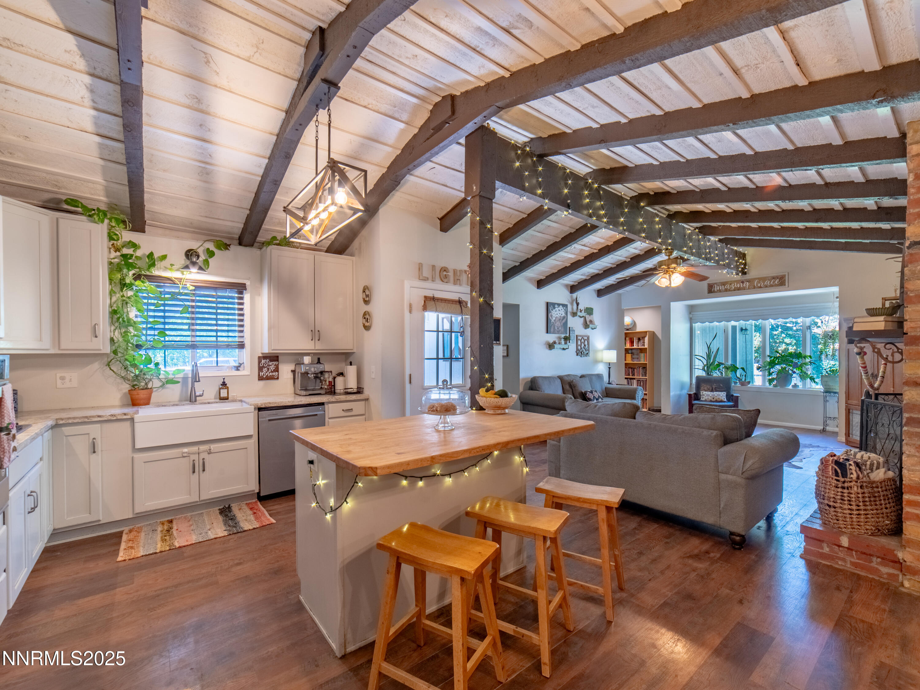 3687 Shawnee Drive Property Photo 11