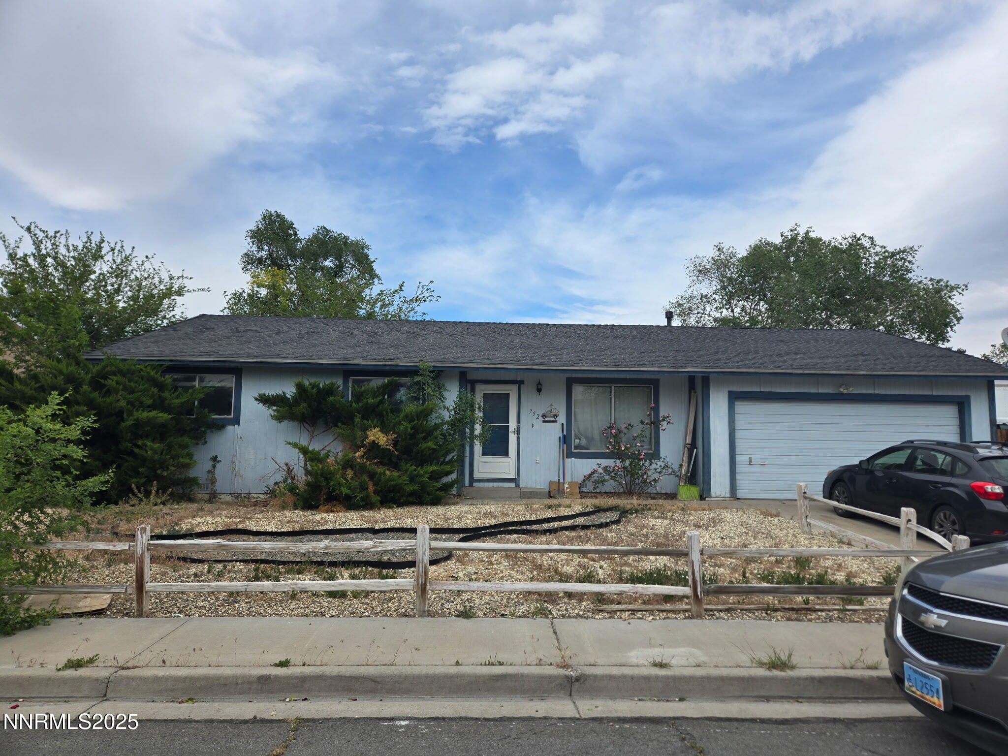 752 E Street Property Photo 1