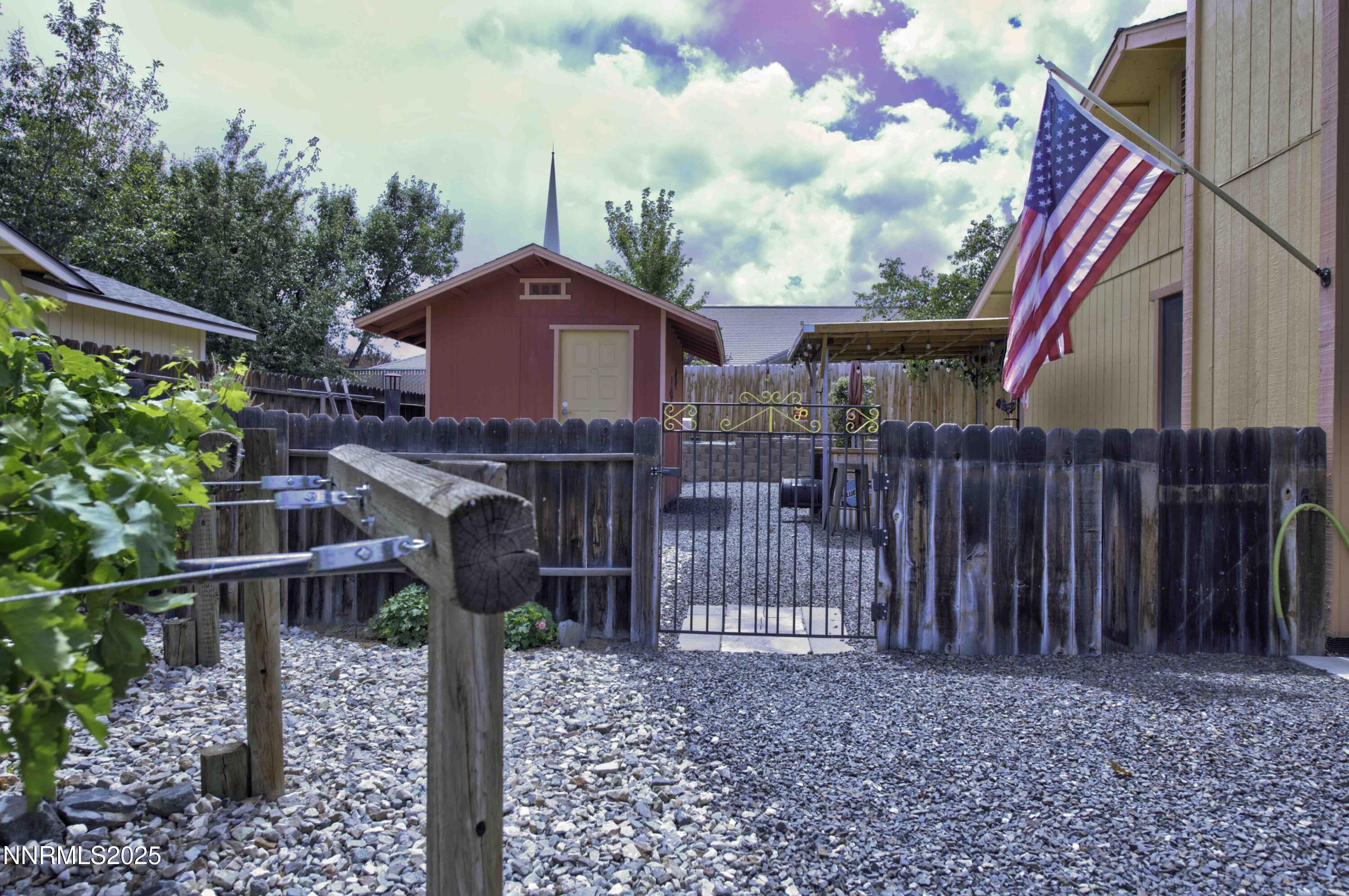 168 River Village Circle Property Photo 4