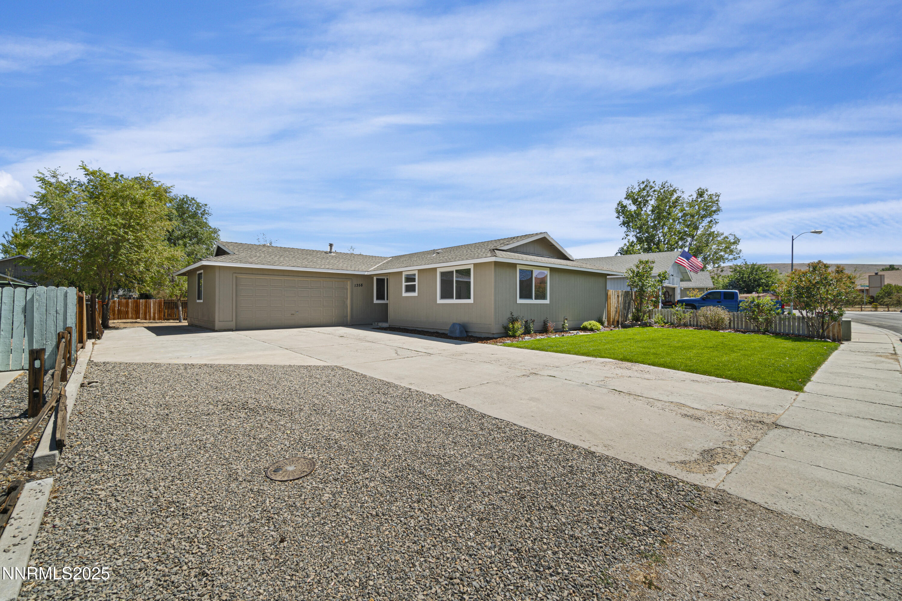 1358 Victoria Drive Property Photo 4