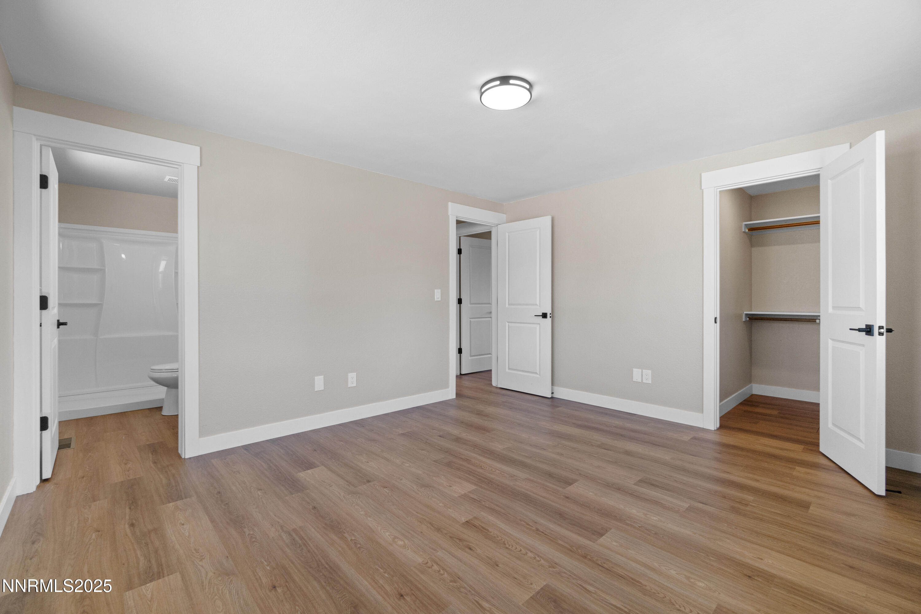 1358 Victoria Drive Property Photo 19
