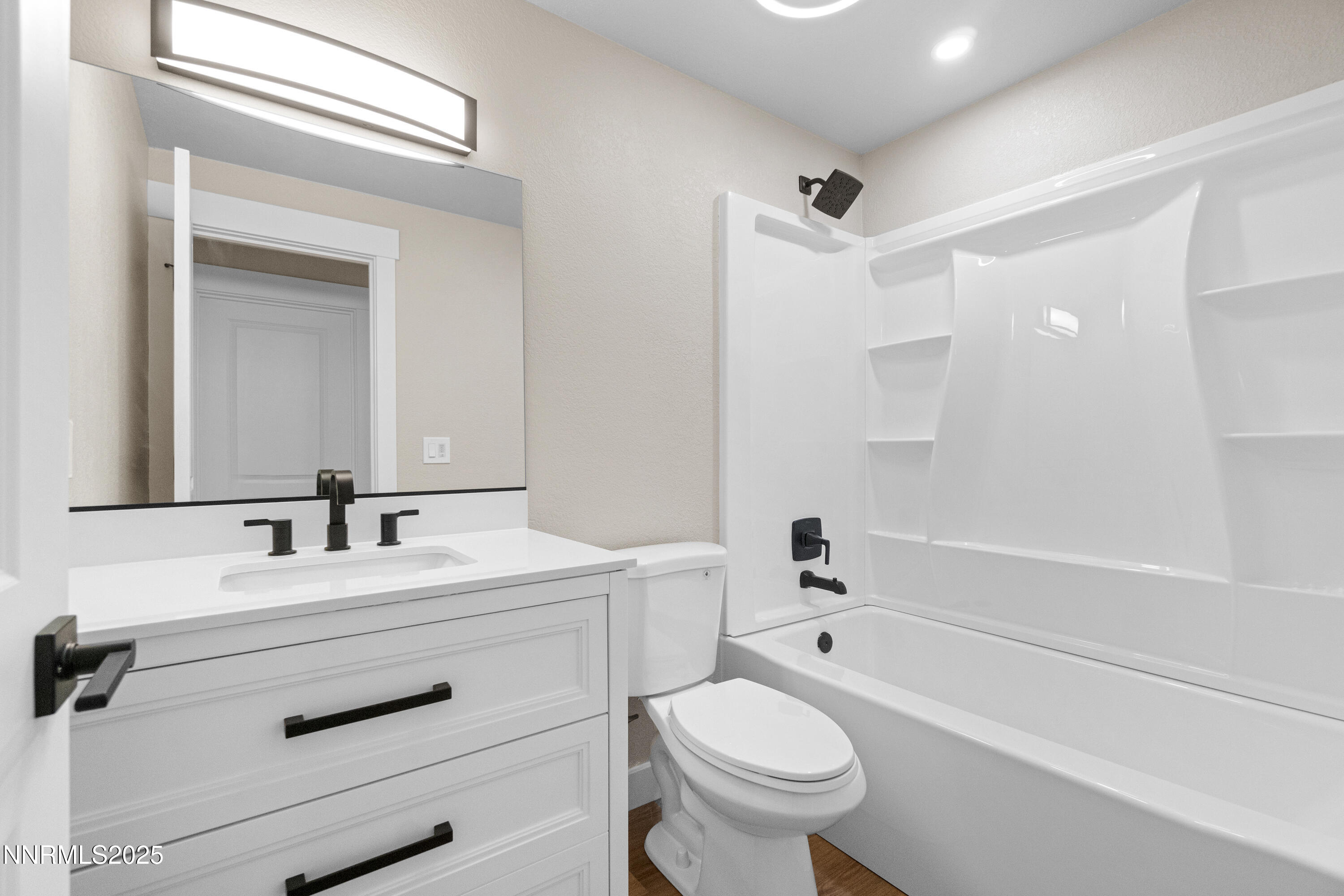 1358 Victoria Drive Property Photo 20