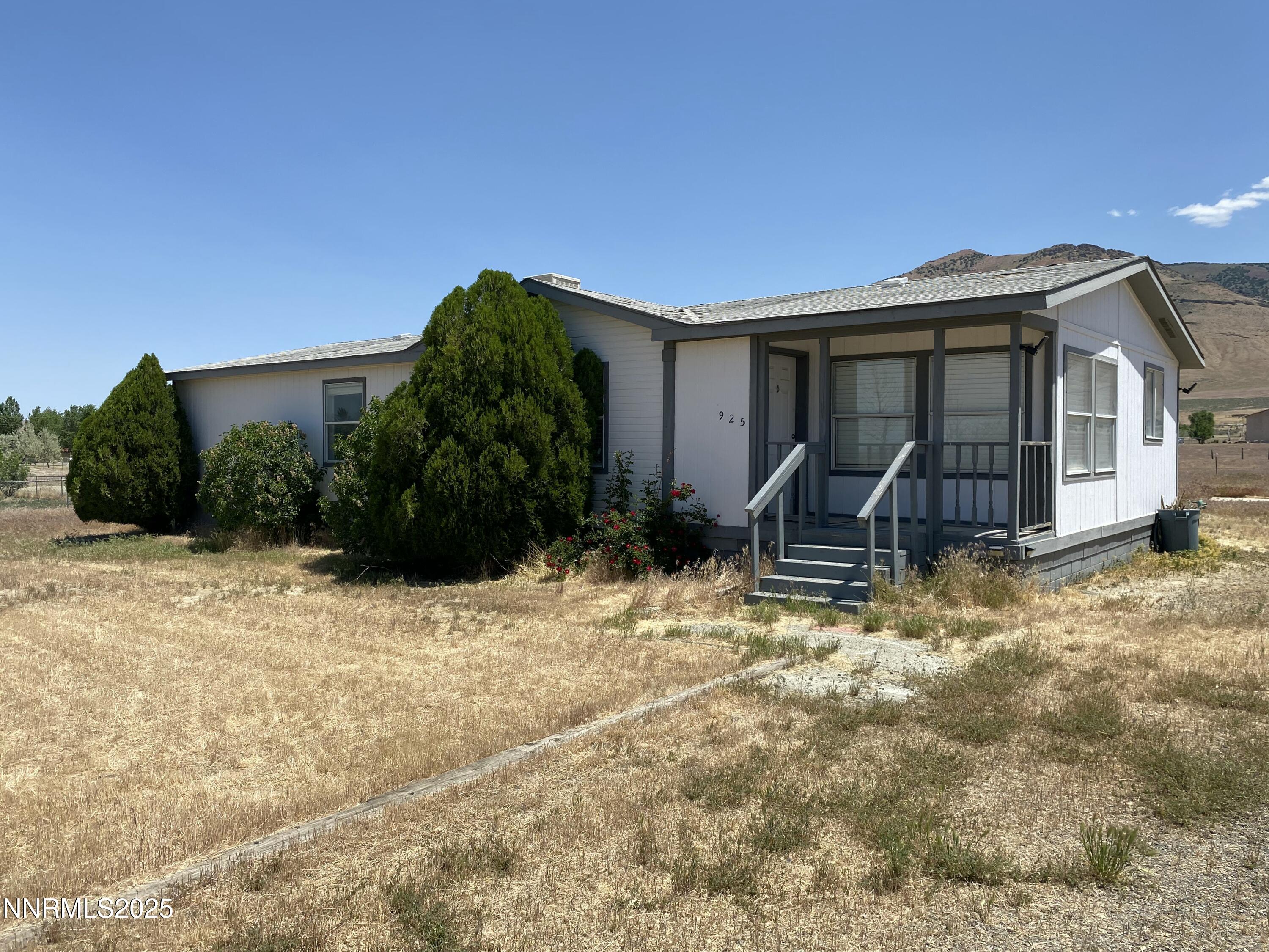 925 Tony Drive Property Photo 1
