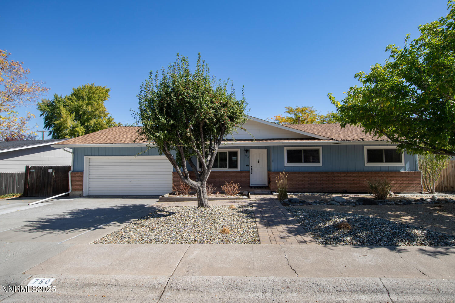 750 Montana Drive Property Photo 1