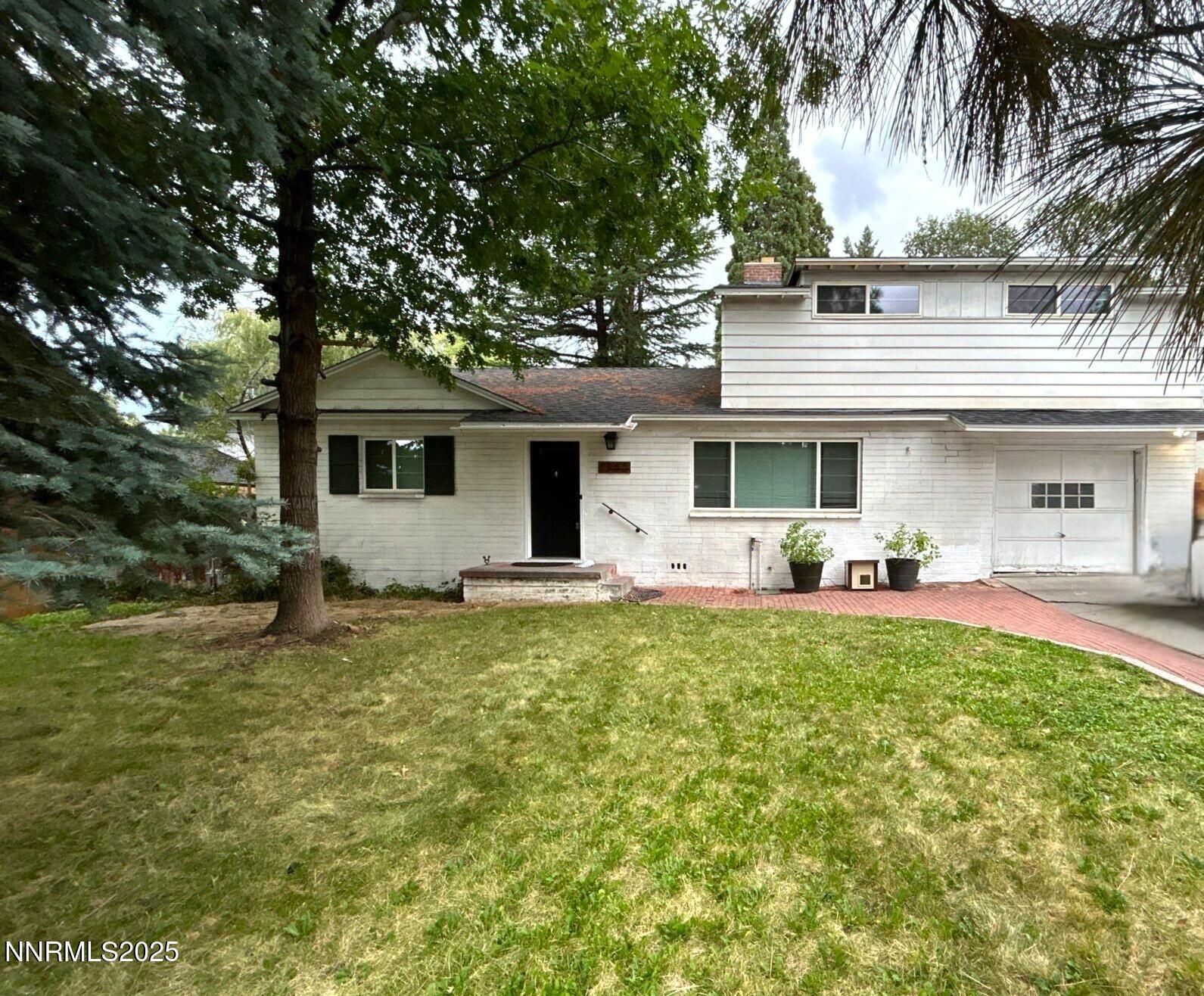 1155 Washington Street Property Photo 1