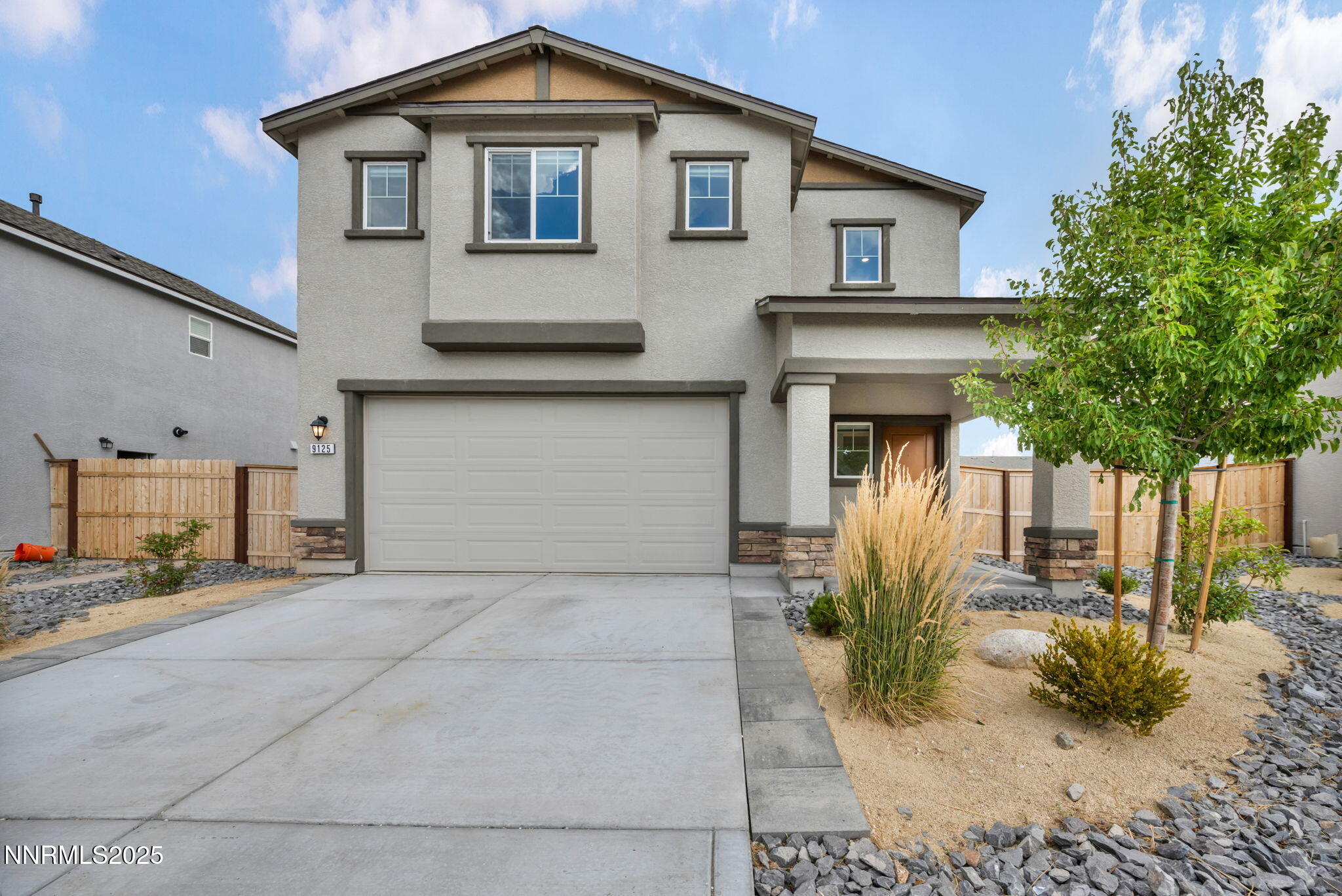 9125 Sturgeon Moon Drive Property Photo 1