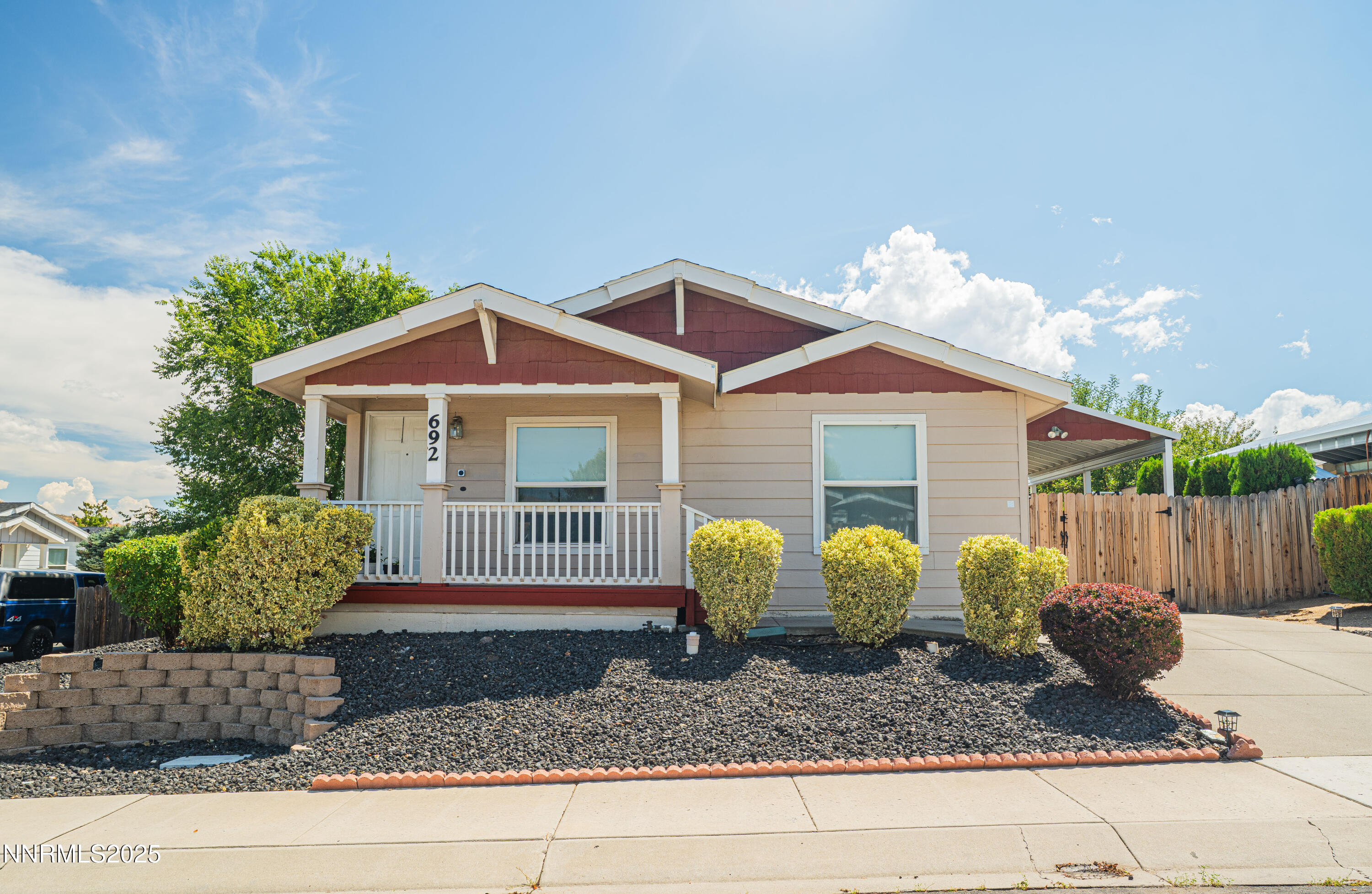692 Diamond O Dr Drive Property Photo 1