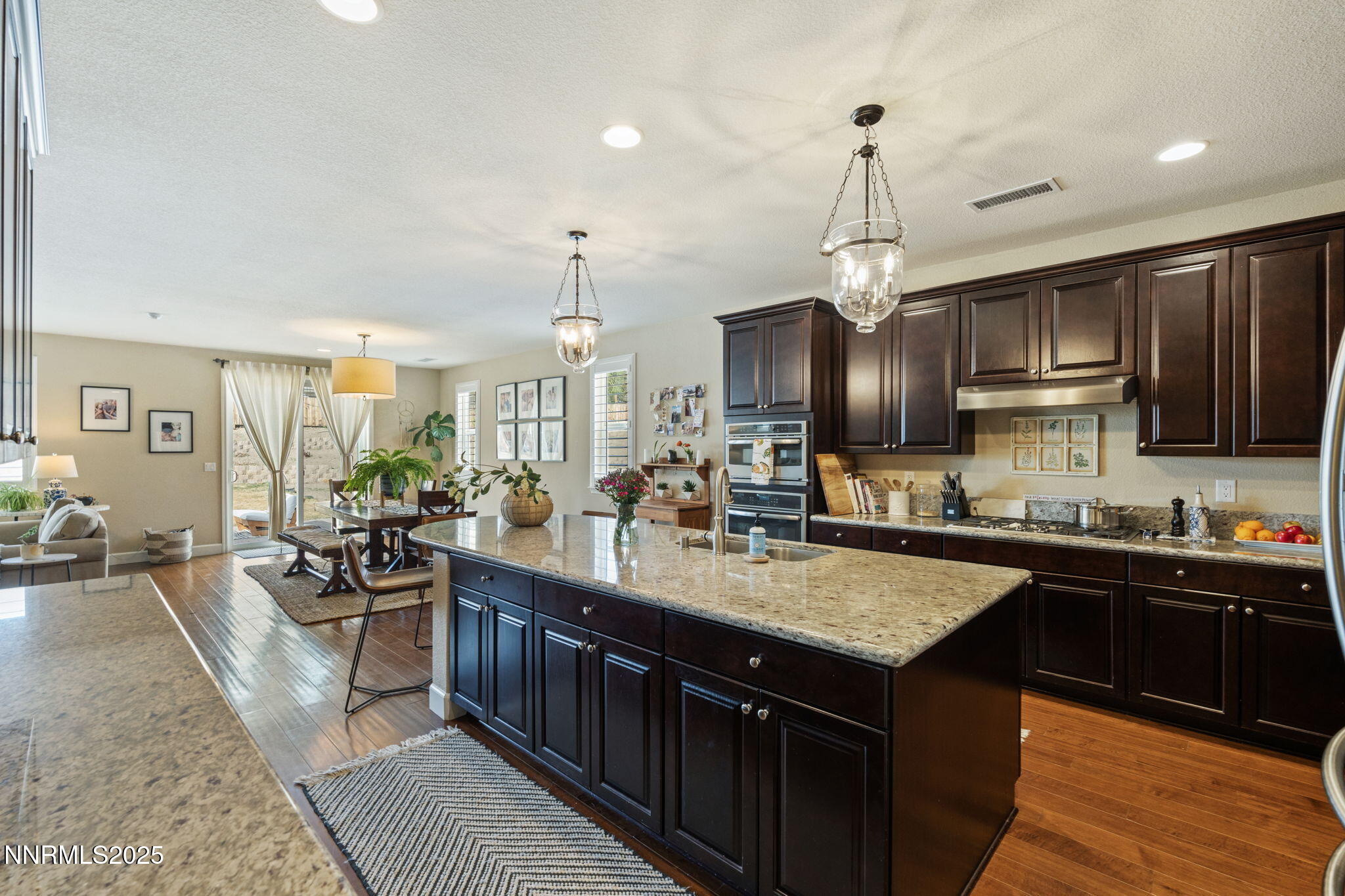 2860 Tobiano Drive Property Photo 4