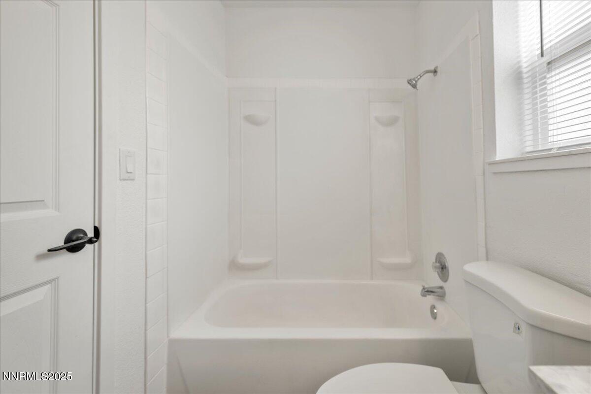 10038 Humite Lane Property Photo 23