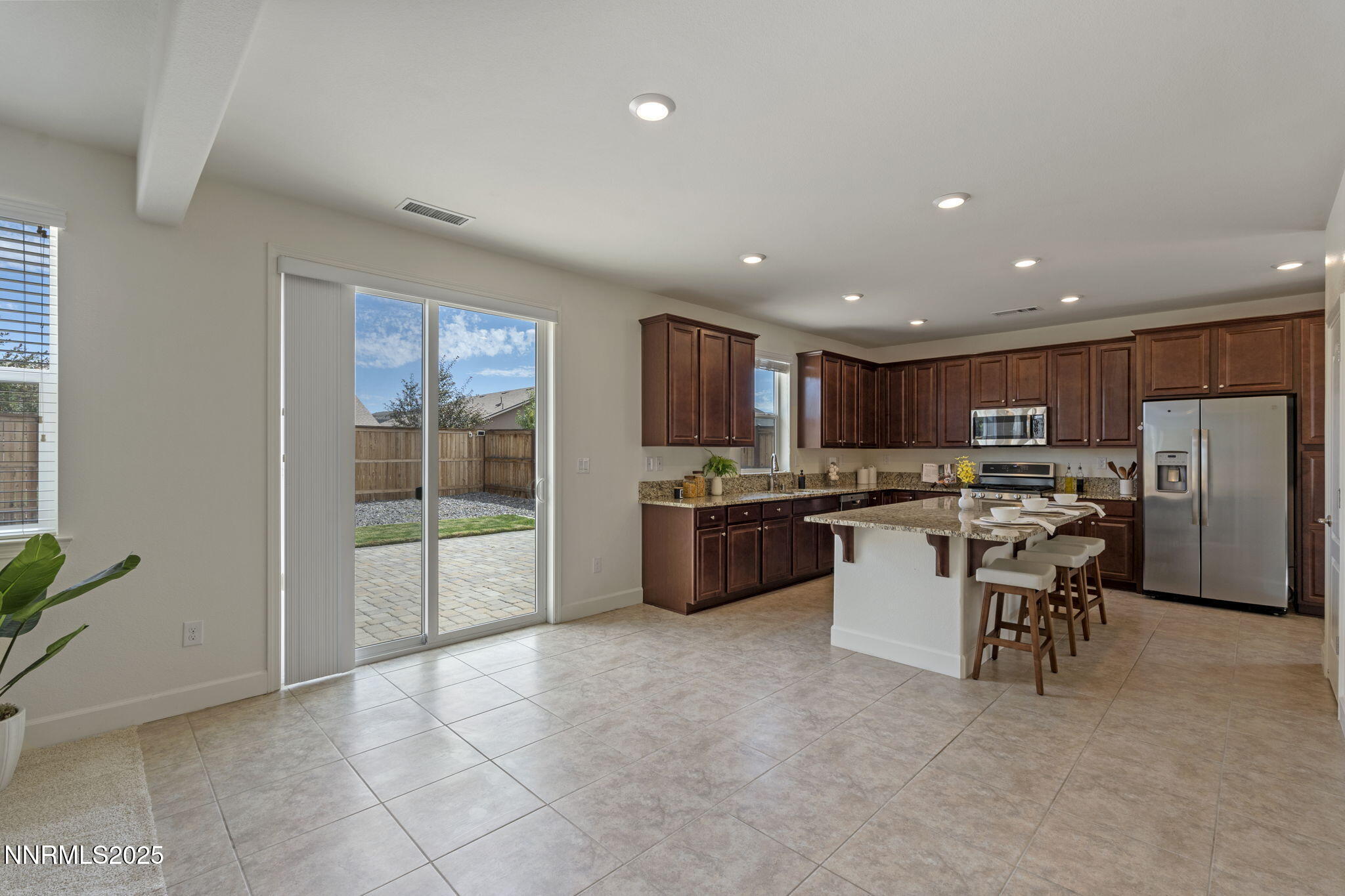 7356 Continuum Drive Property Photo 14