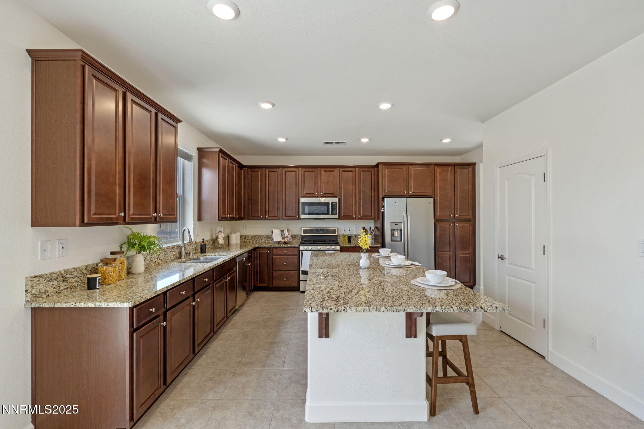 7356 Continuum Drive Property Photo 15