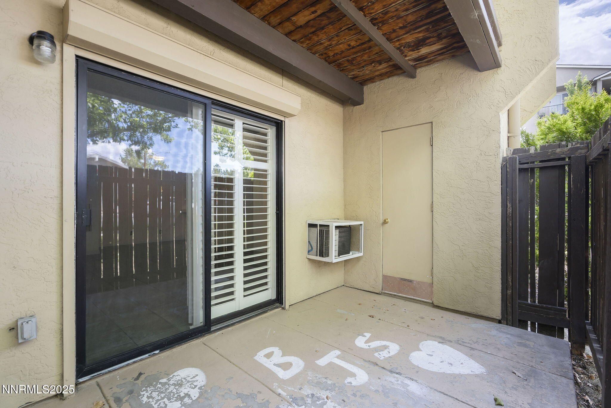 2450 Lymbery Street Property Photo 13