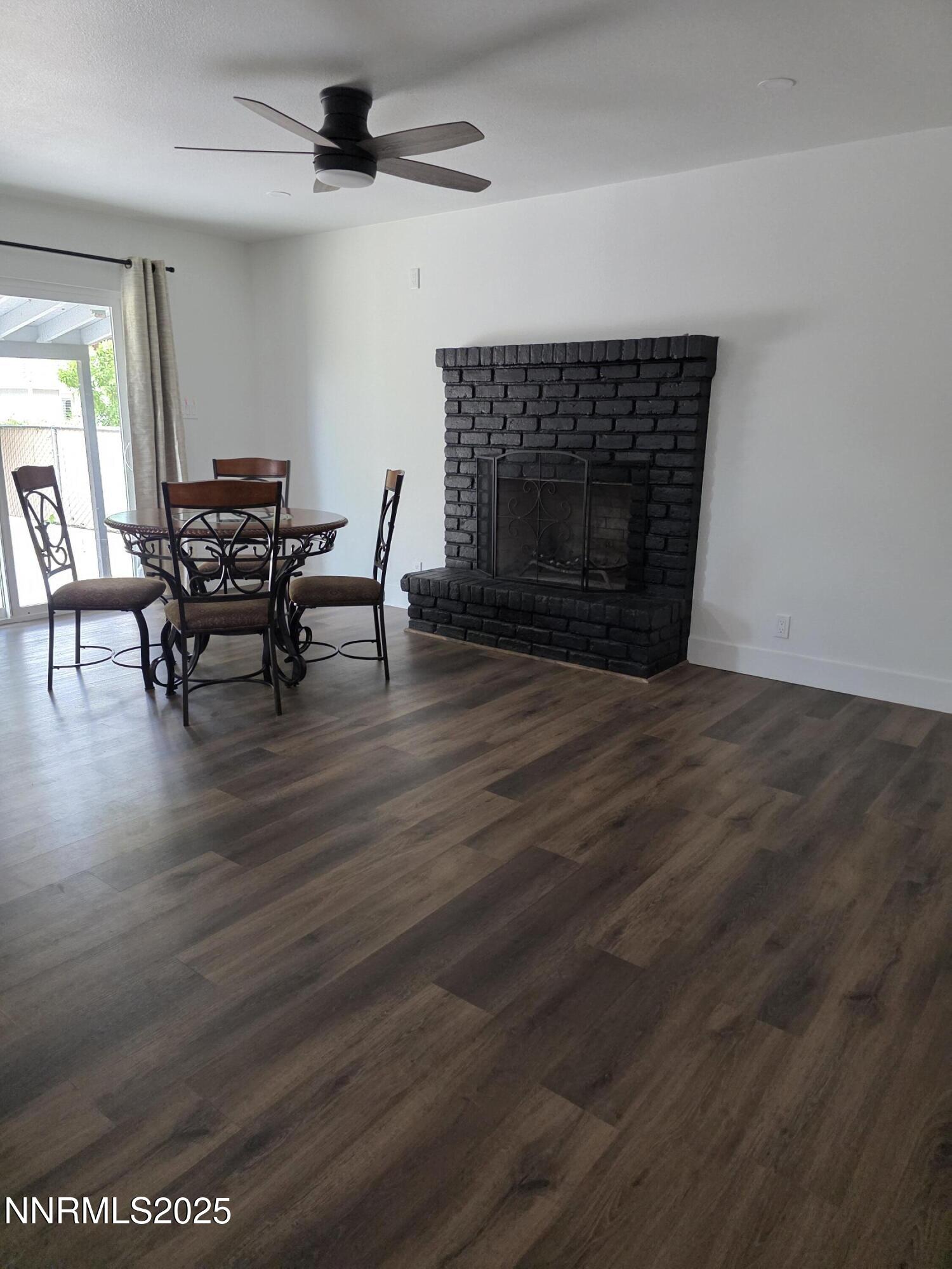 3280 Everett Drive Property Photo 4