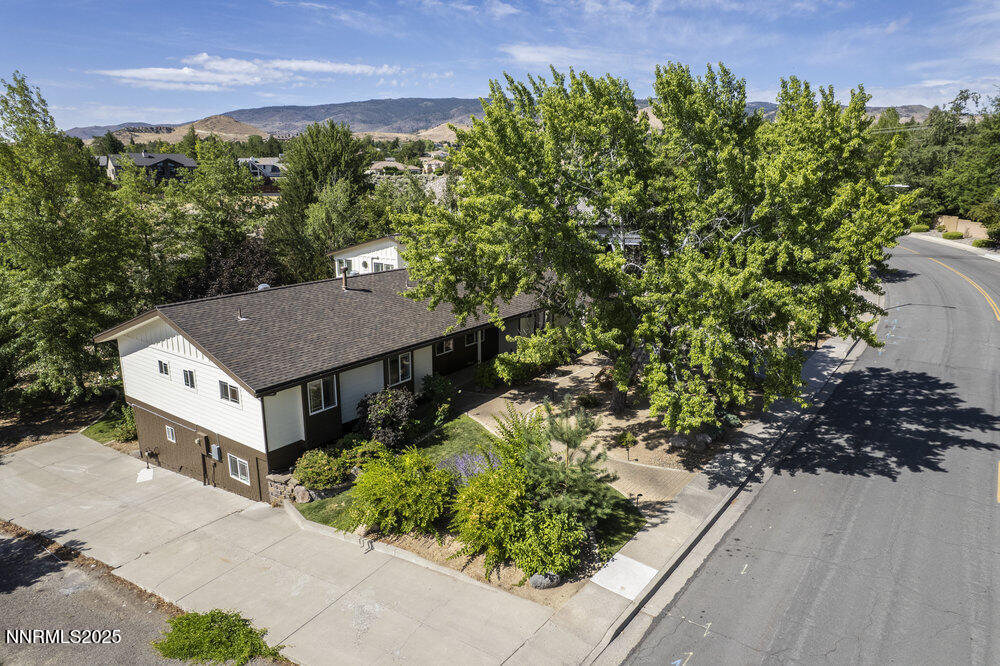 2278 Pioneer Drive Property Photo 1