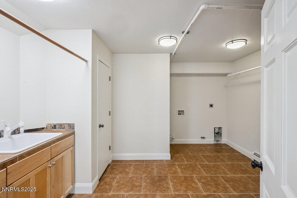 2278 Pioneer Drive Property Photo 45