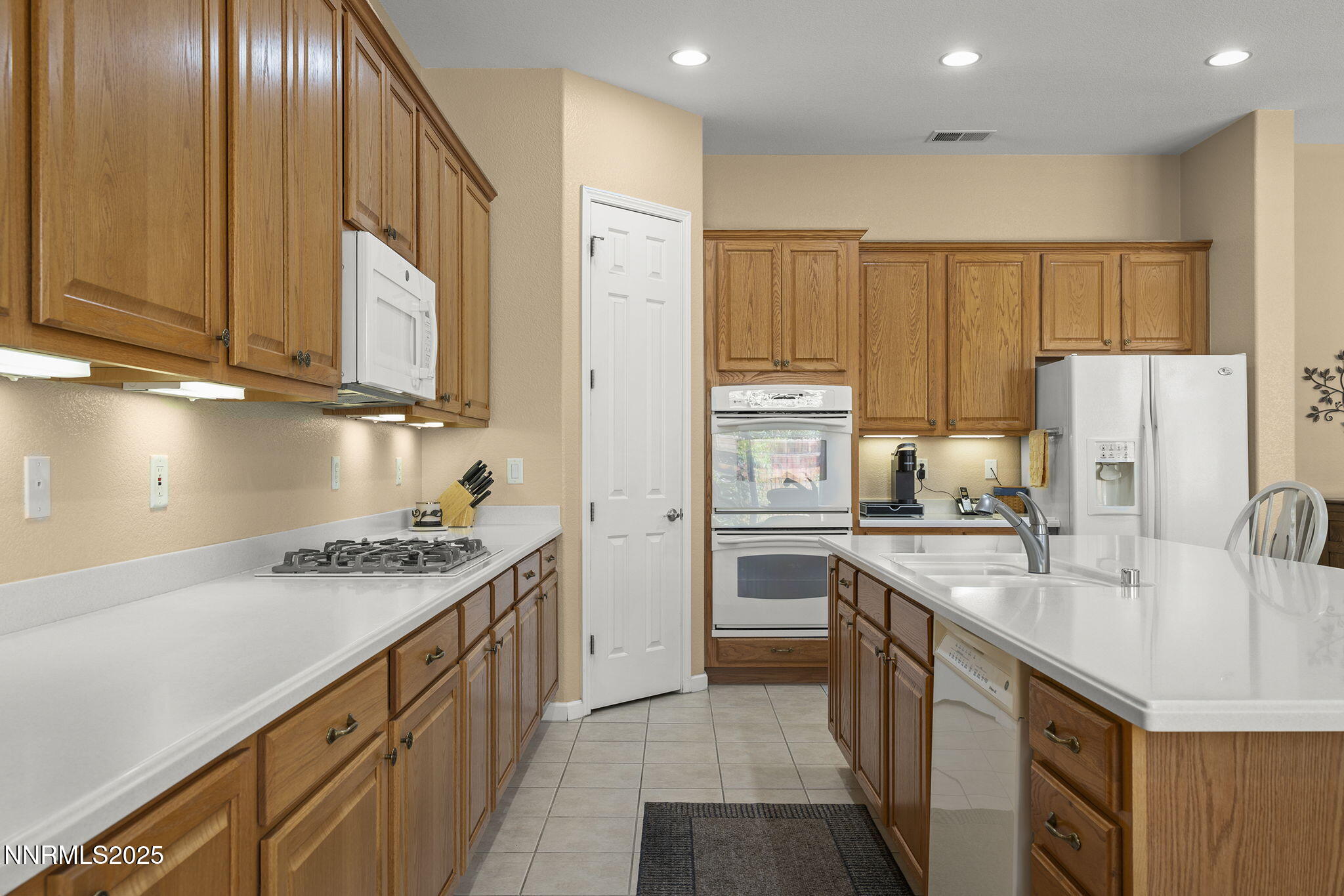 1697 Hearthstone Court Property Photo 14