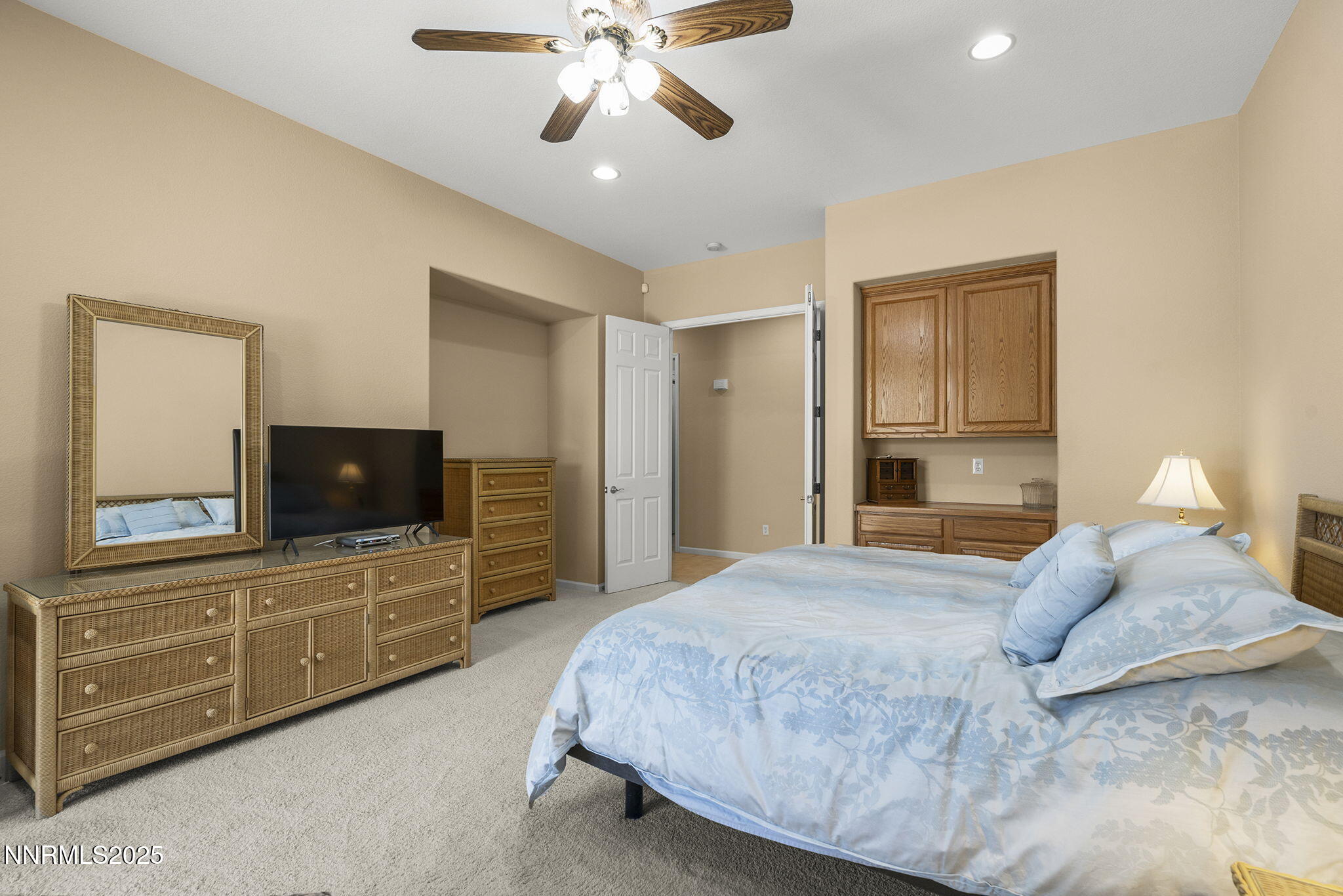 1697 Hearthstone Court Property Photo 17