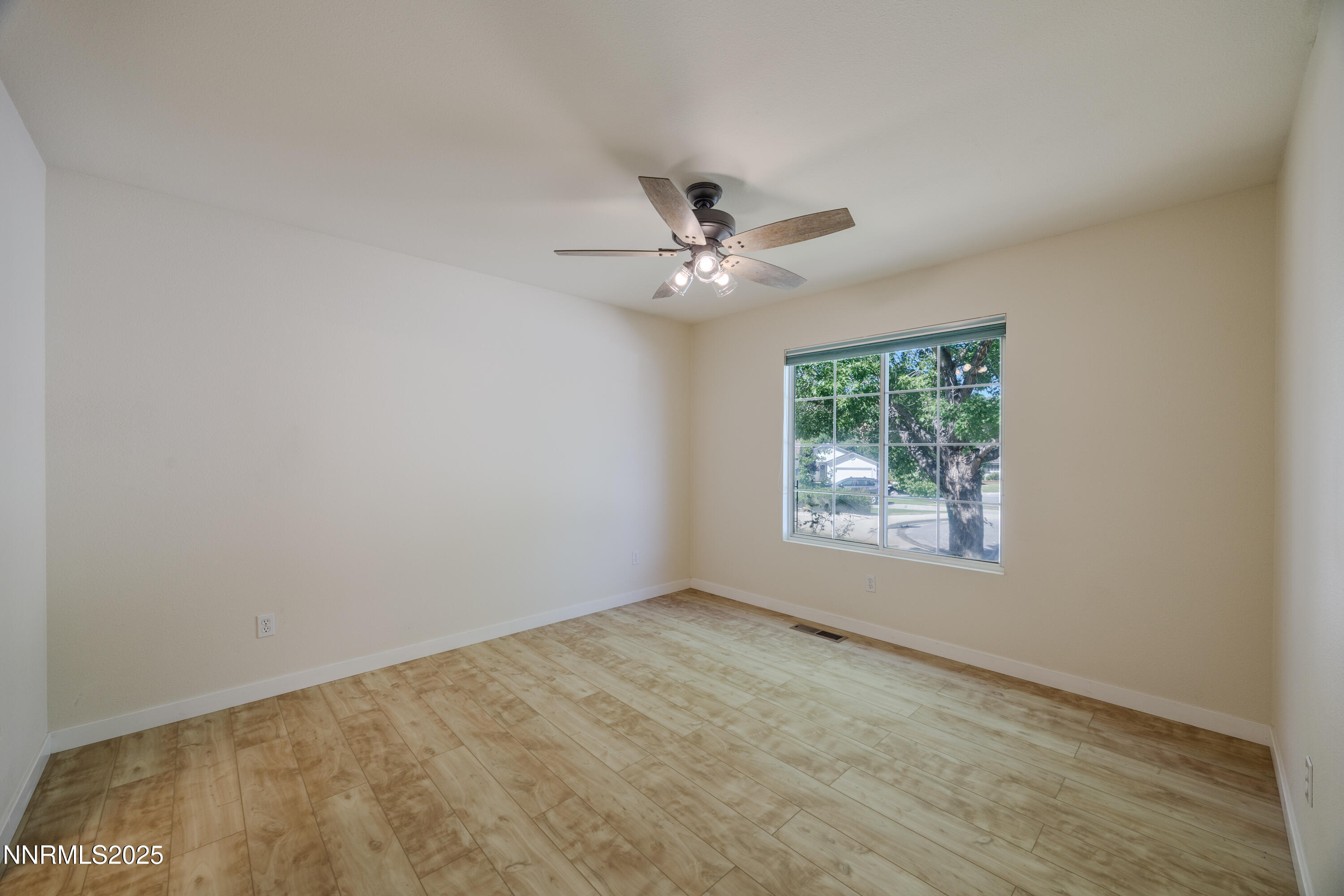 2249 Desert Village Court Property Photo 27