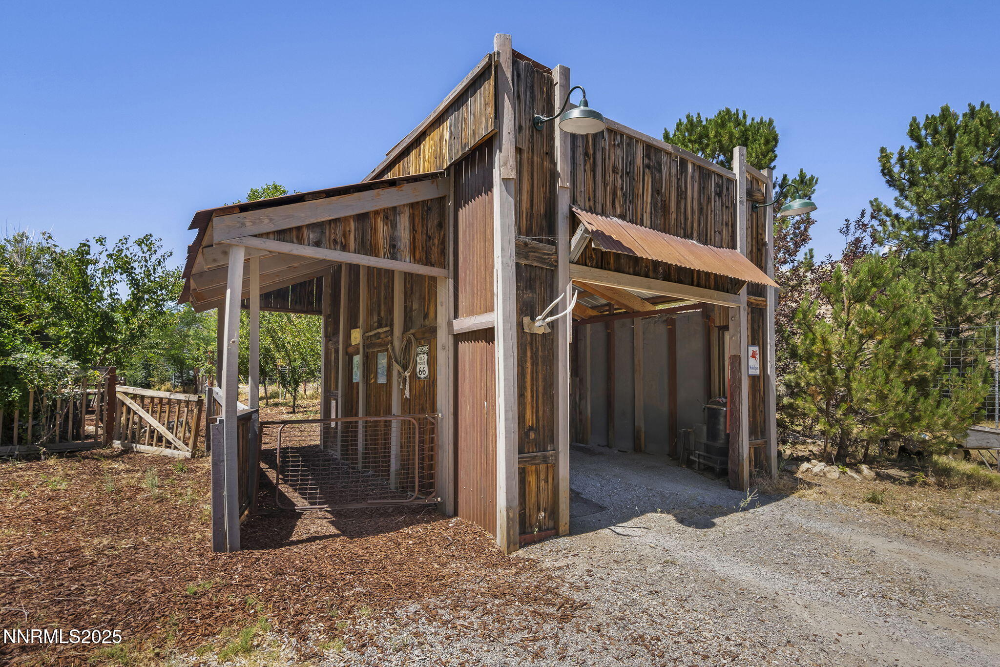 1015 S Us-395 Property Photo 38