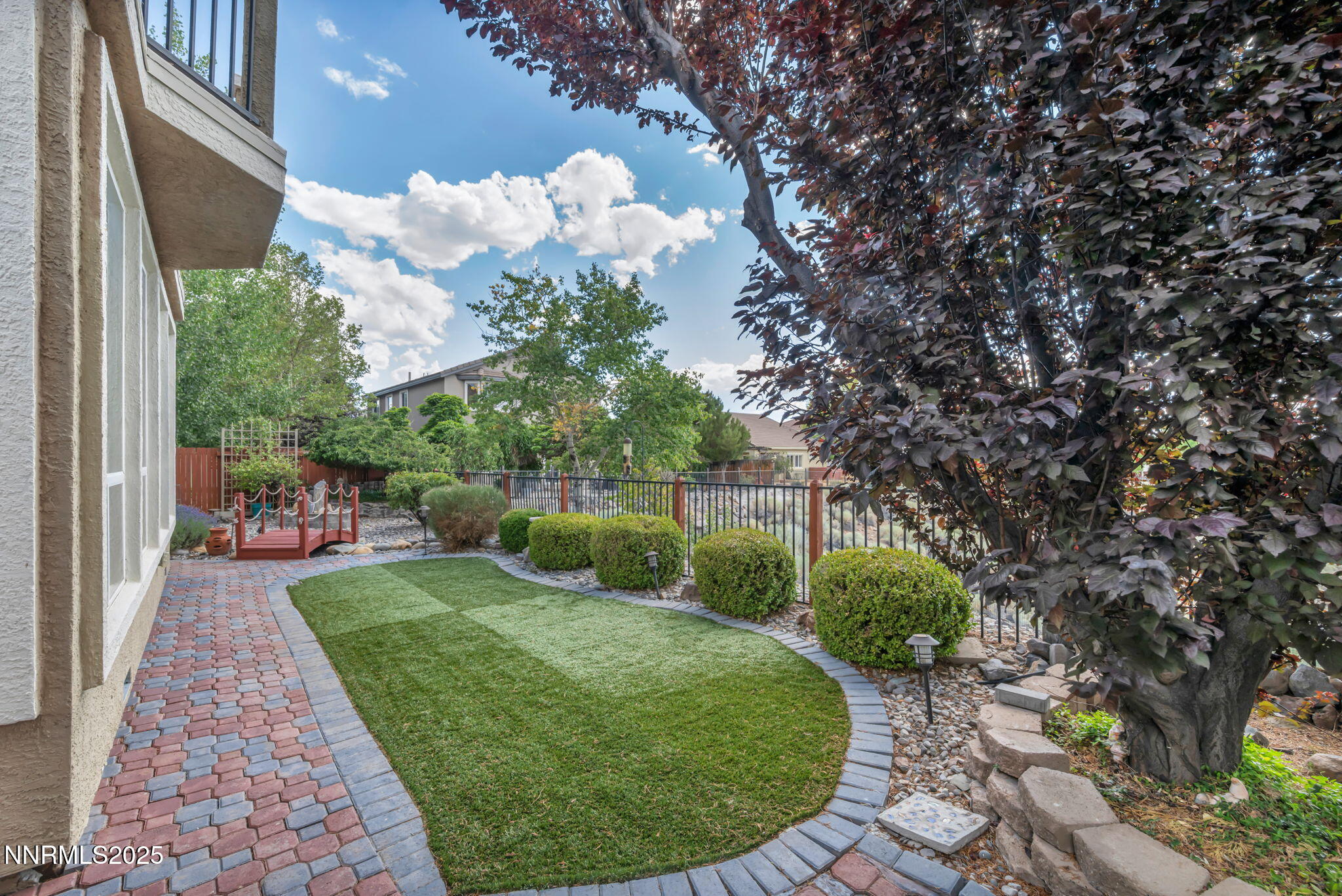5688 Spandrell Circle Property Photo 7