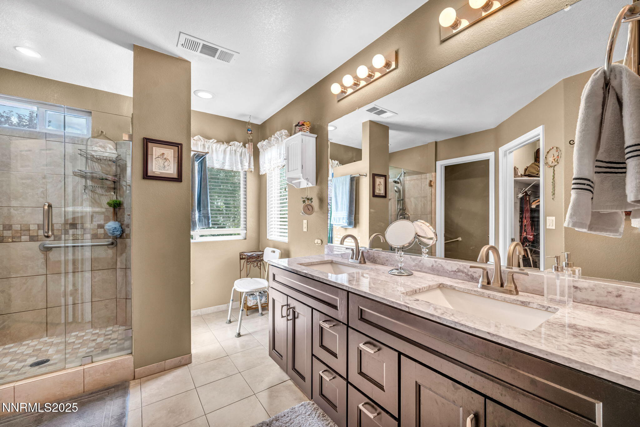 5688 Spandrell Circle Property Photo 20