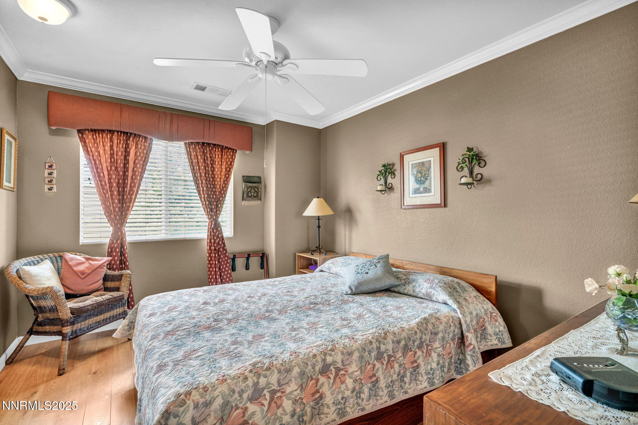 5688 Spandrell Circle Property Photo 23