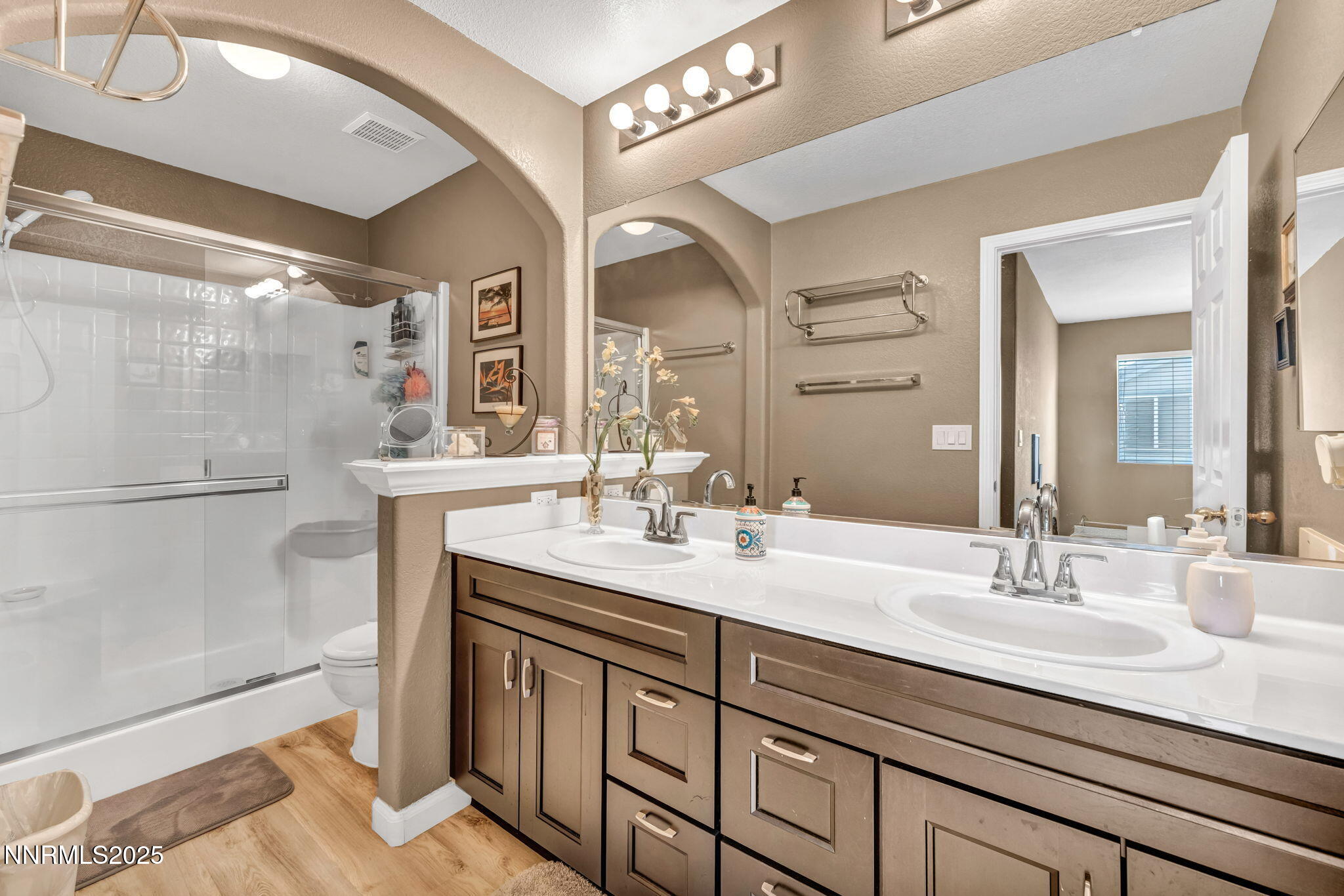 5688 Spandrell Circle Property Photo 24