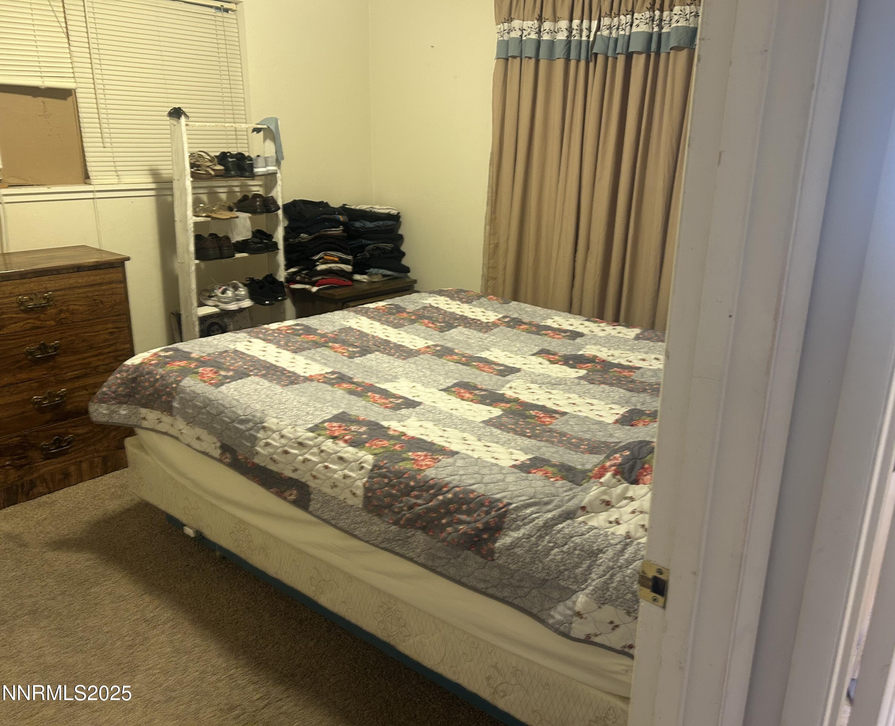 975 Stewart Street Property Photo 12