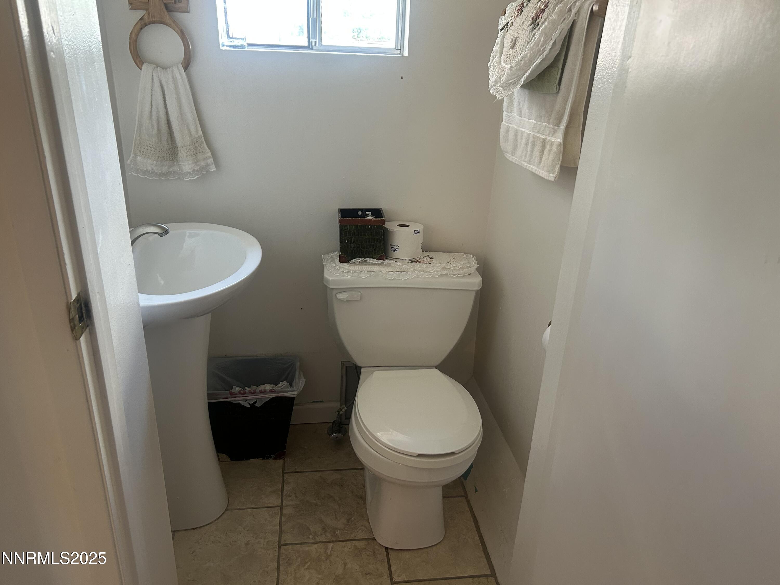 975 Stewart Street Property Photo 13