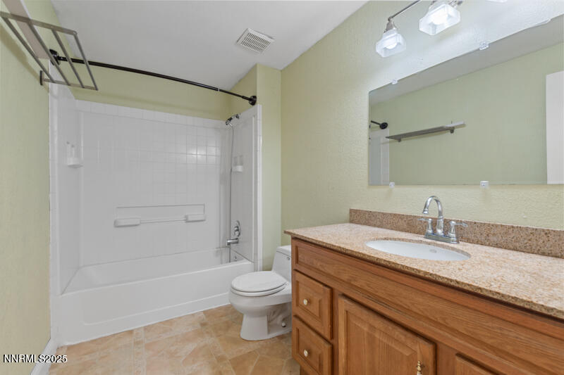 7595 Cumberland Circle Property Photo 18
