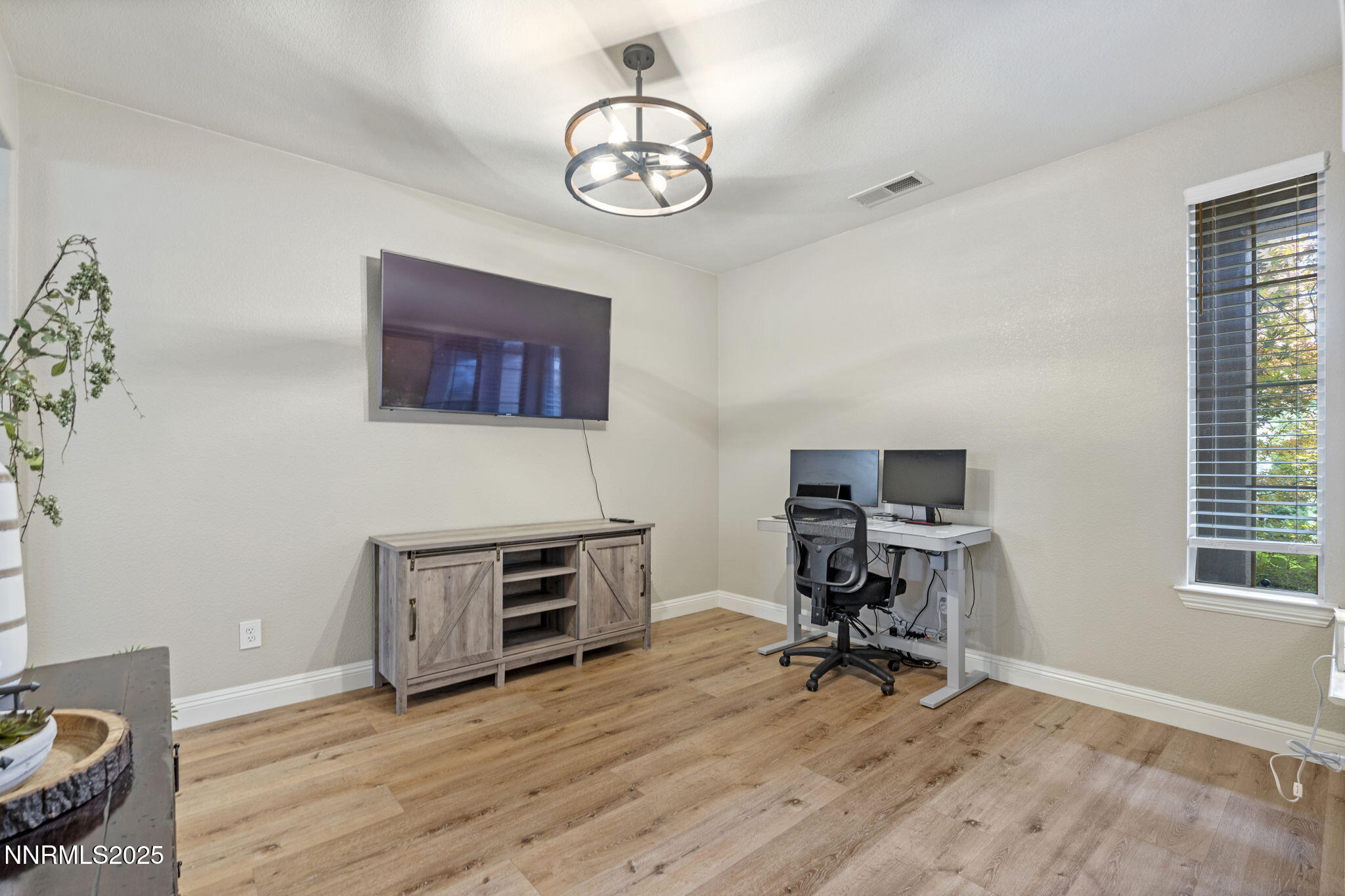 640 Preakness Court Property Photo 31