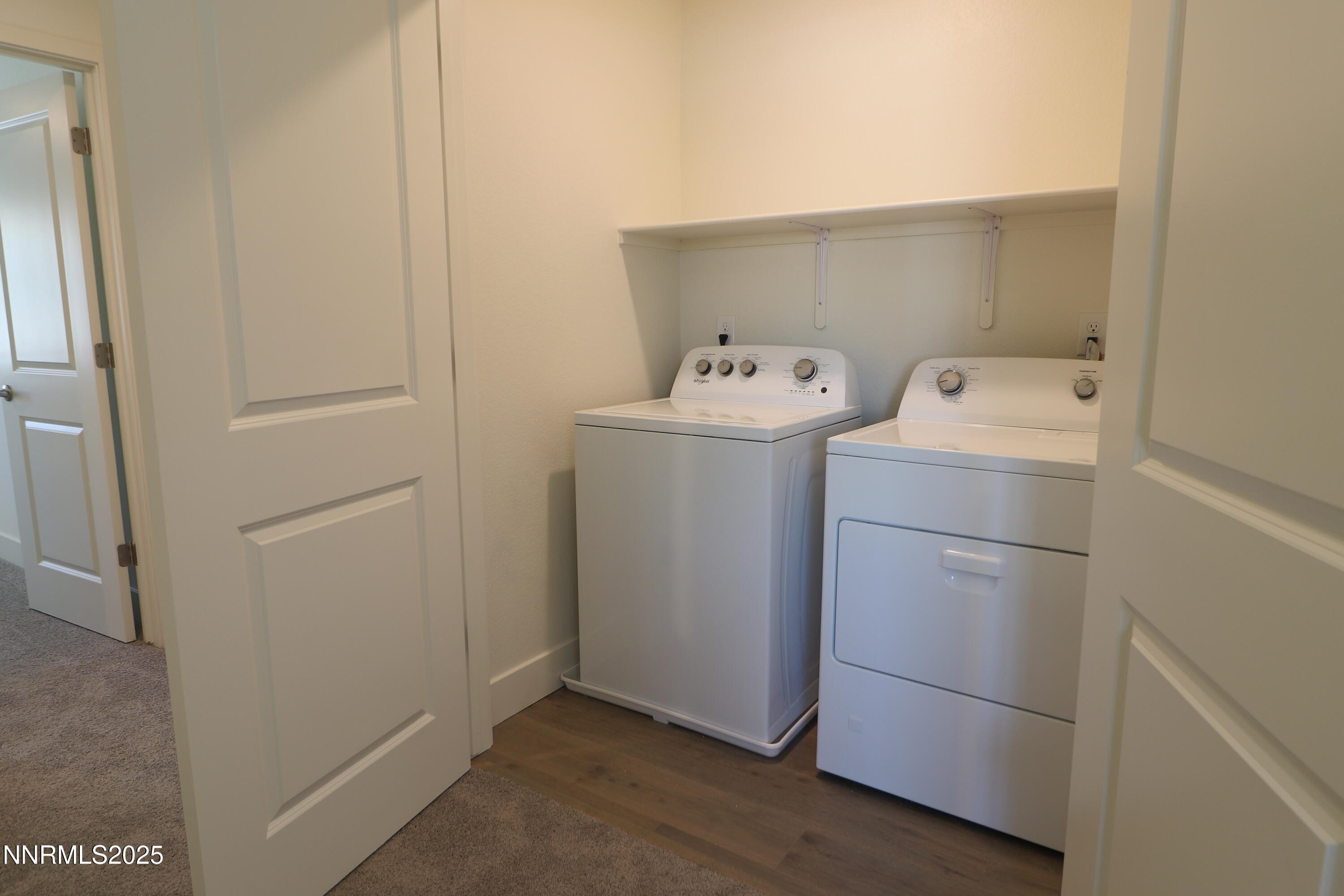 5886 Grand Row Way Property Photo 21