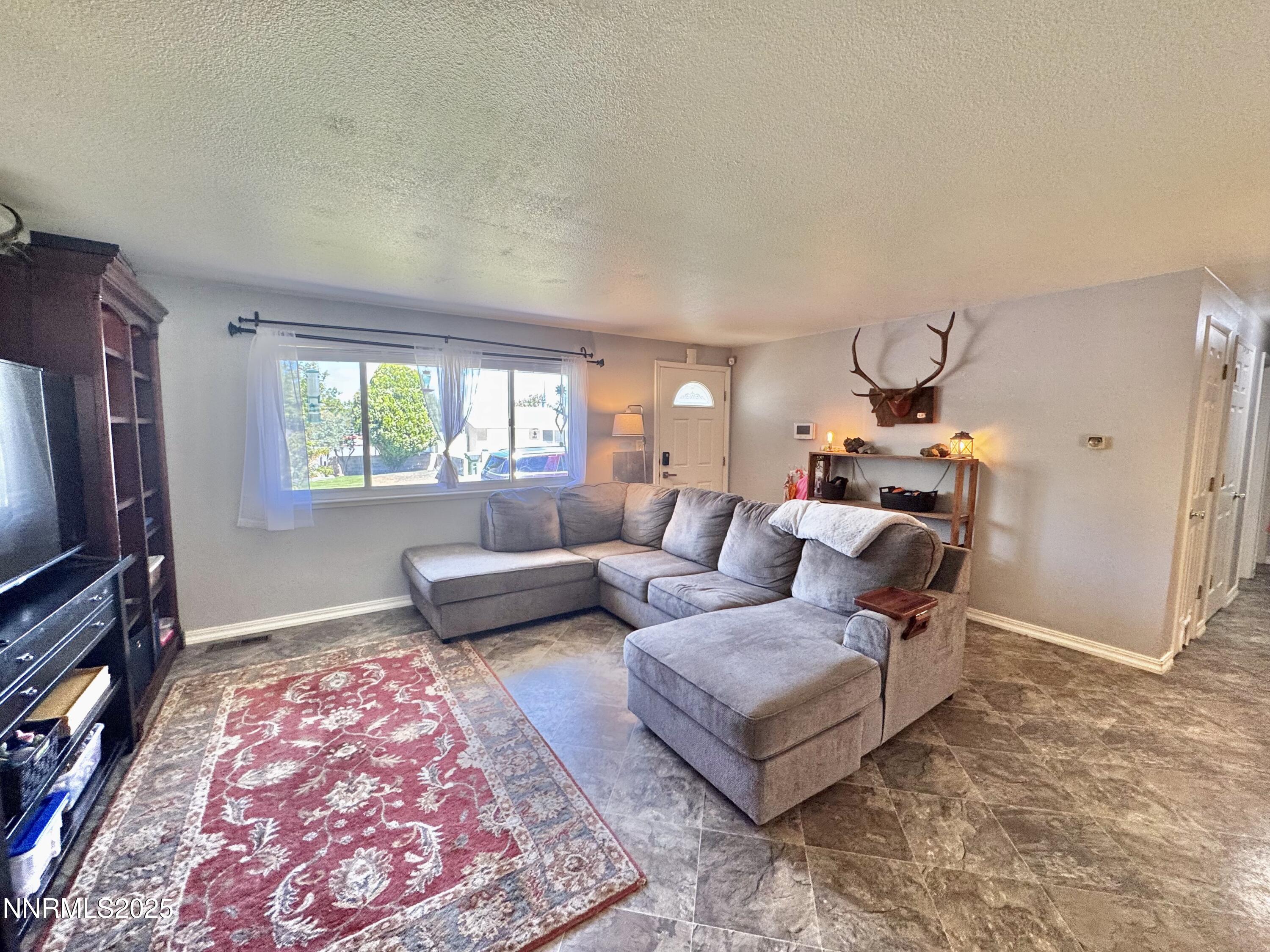 240 Circle Drive Property Photo 2