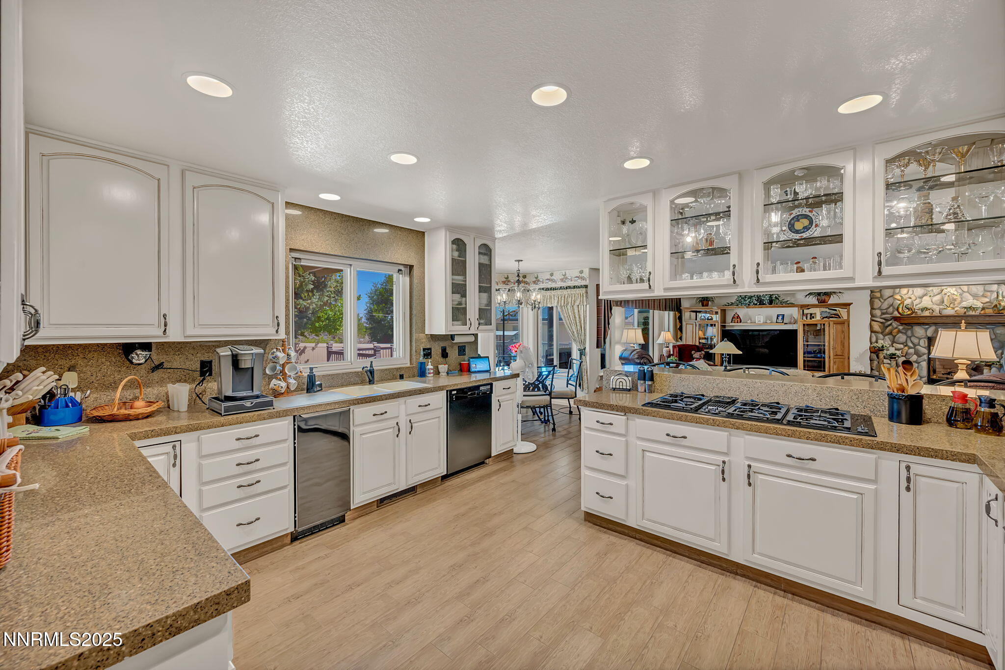 13005 Broili Drive Property Photo 12
