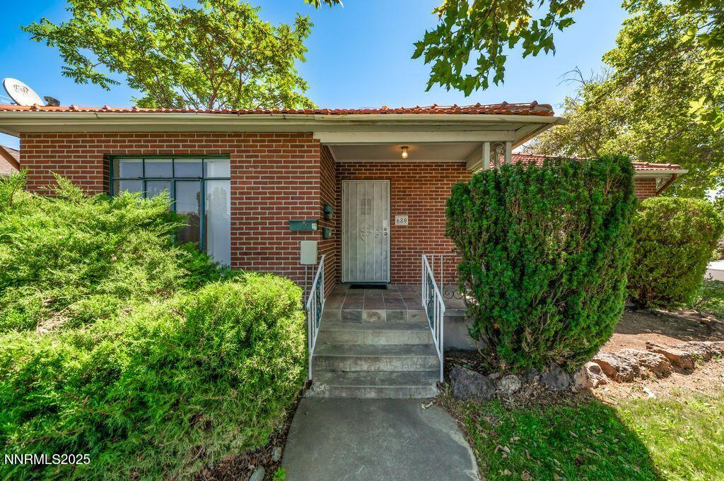 680 Edelweiss Street Property Photo 3