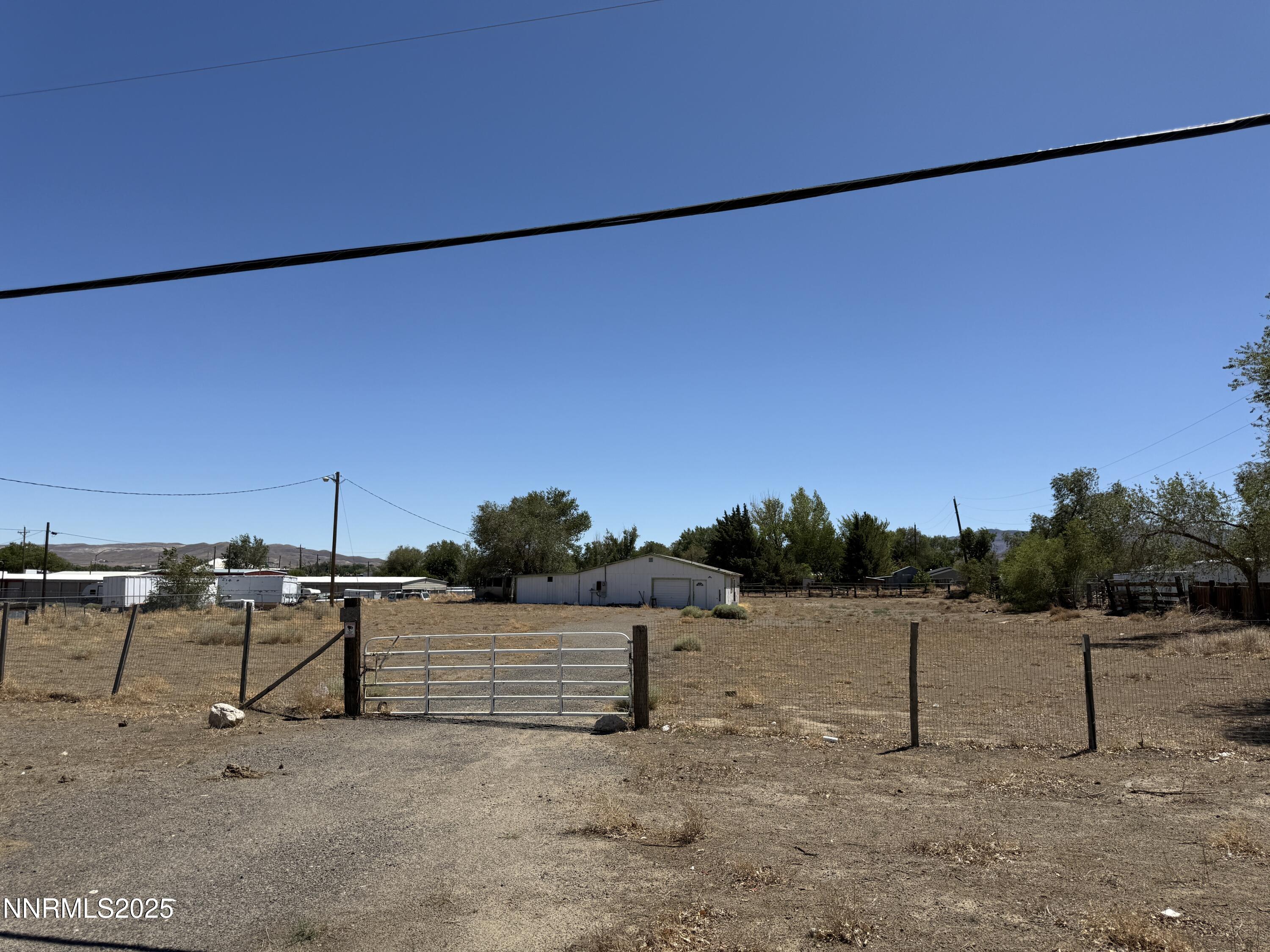 865 Mesa Drive Property Photo 1